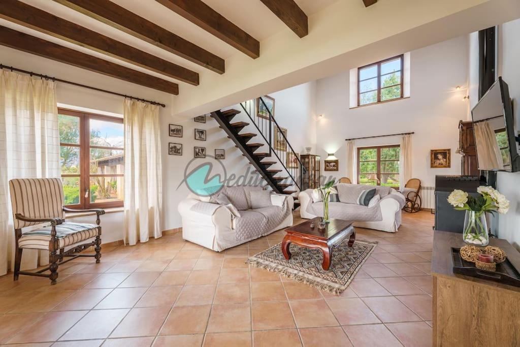 Ecovilla Jeaninne by villasmediterranean