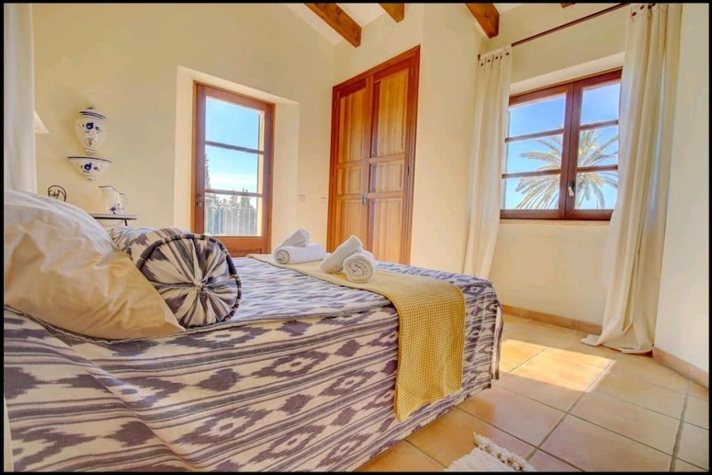 Ecovilla Jeaninne by villasmediterranean