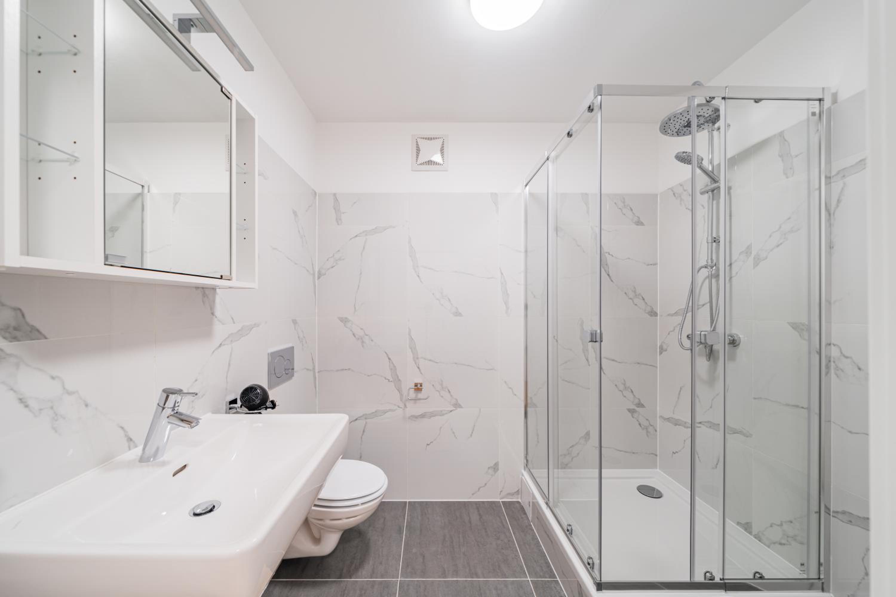 Modern Central City Rooms