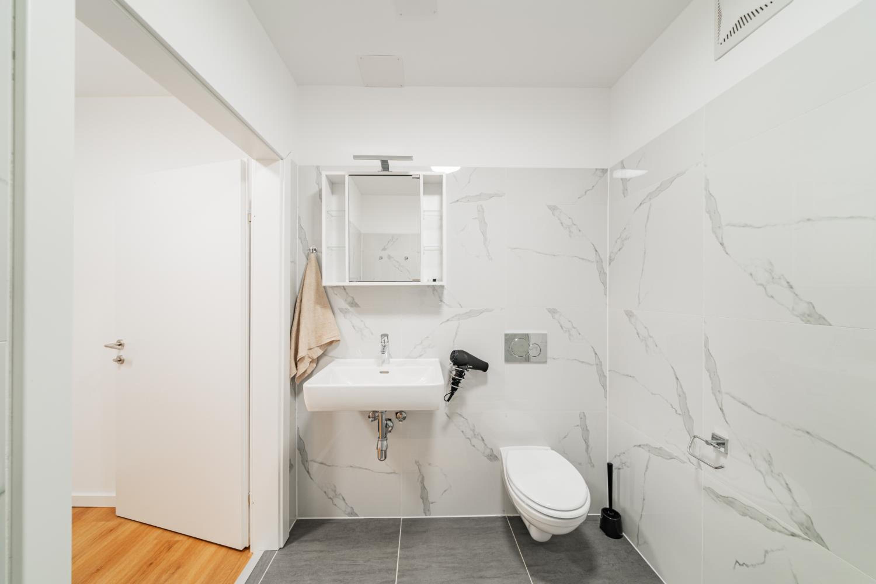 Modern Central City Rooms