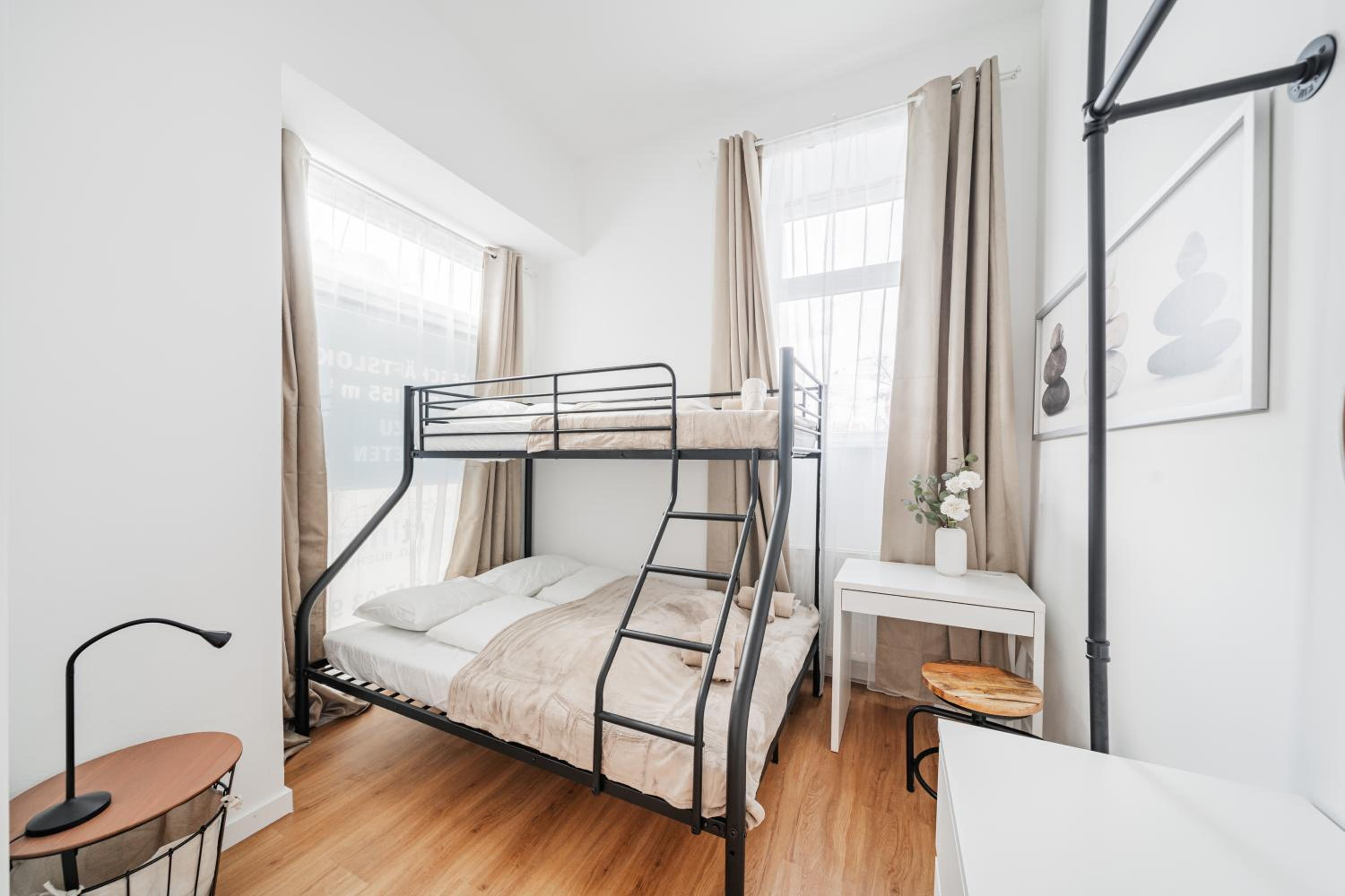 Modern Central City Rooms