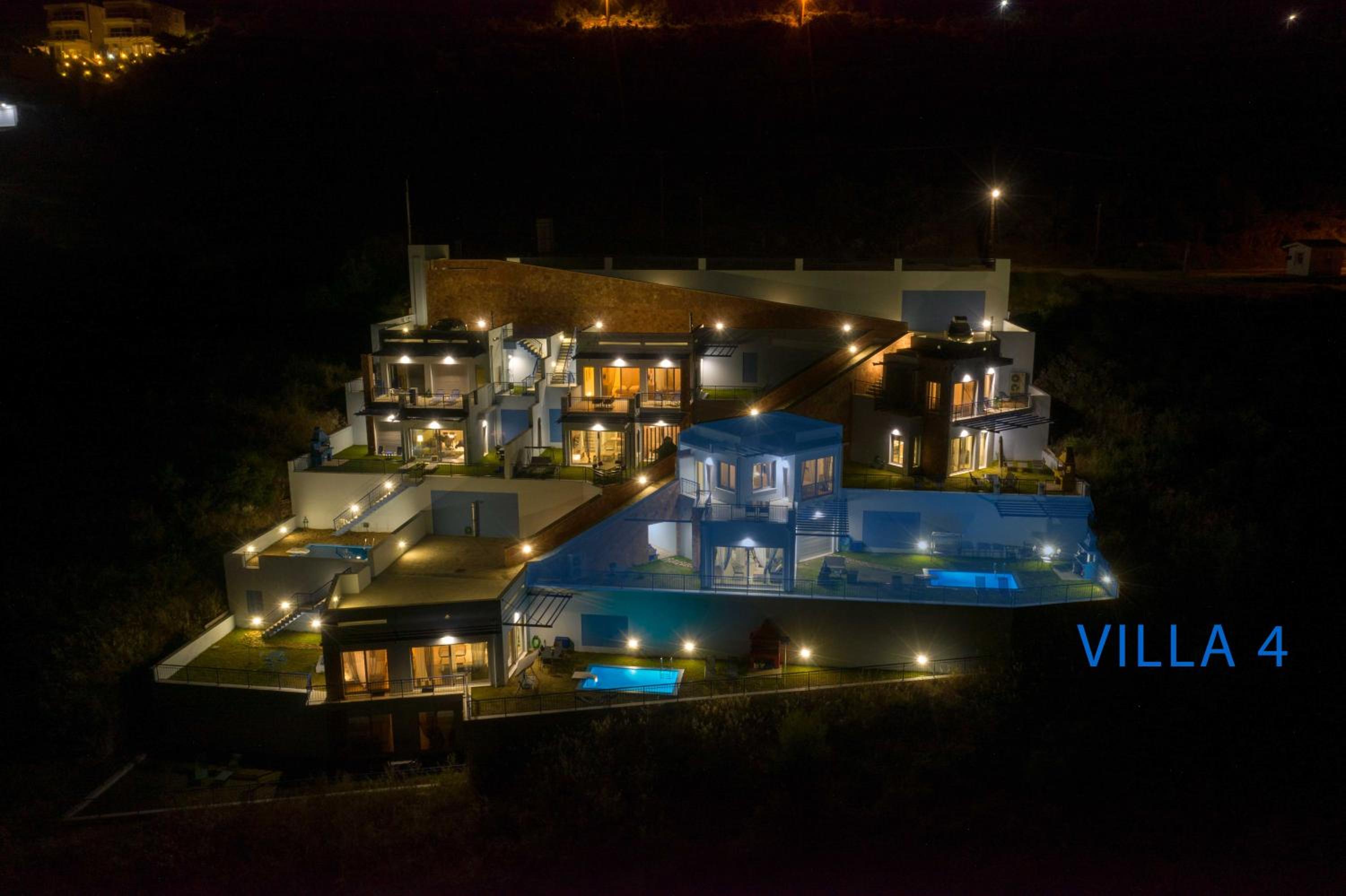 Skorponeria Bay Luxury Villas