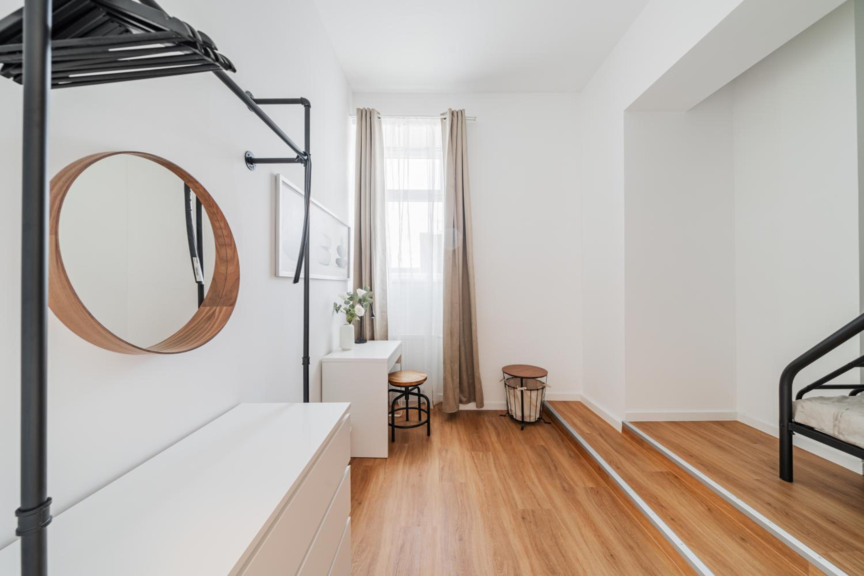 Modern Central City Rooms