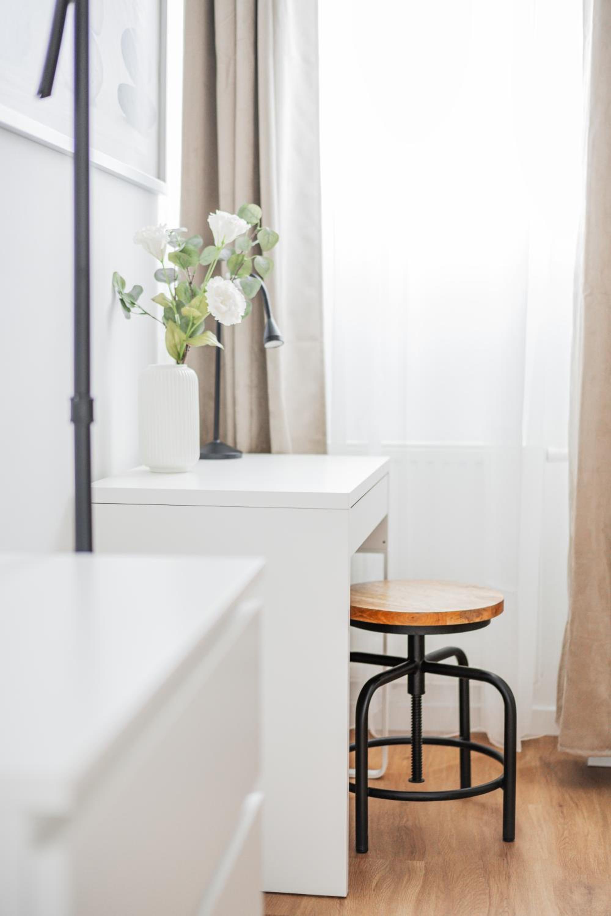 Modern Central City Rooms