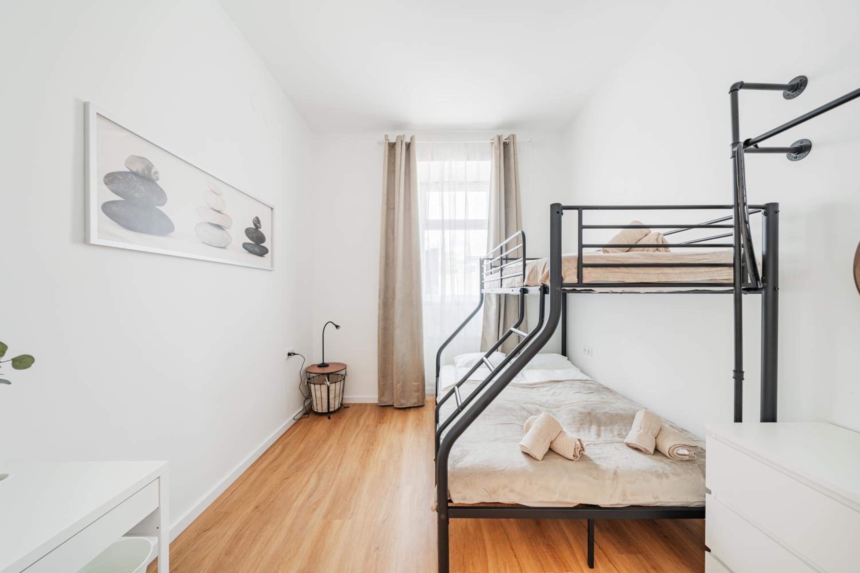 Modern Central City Rooms