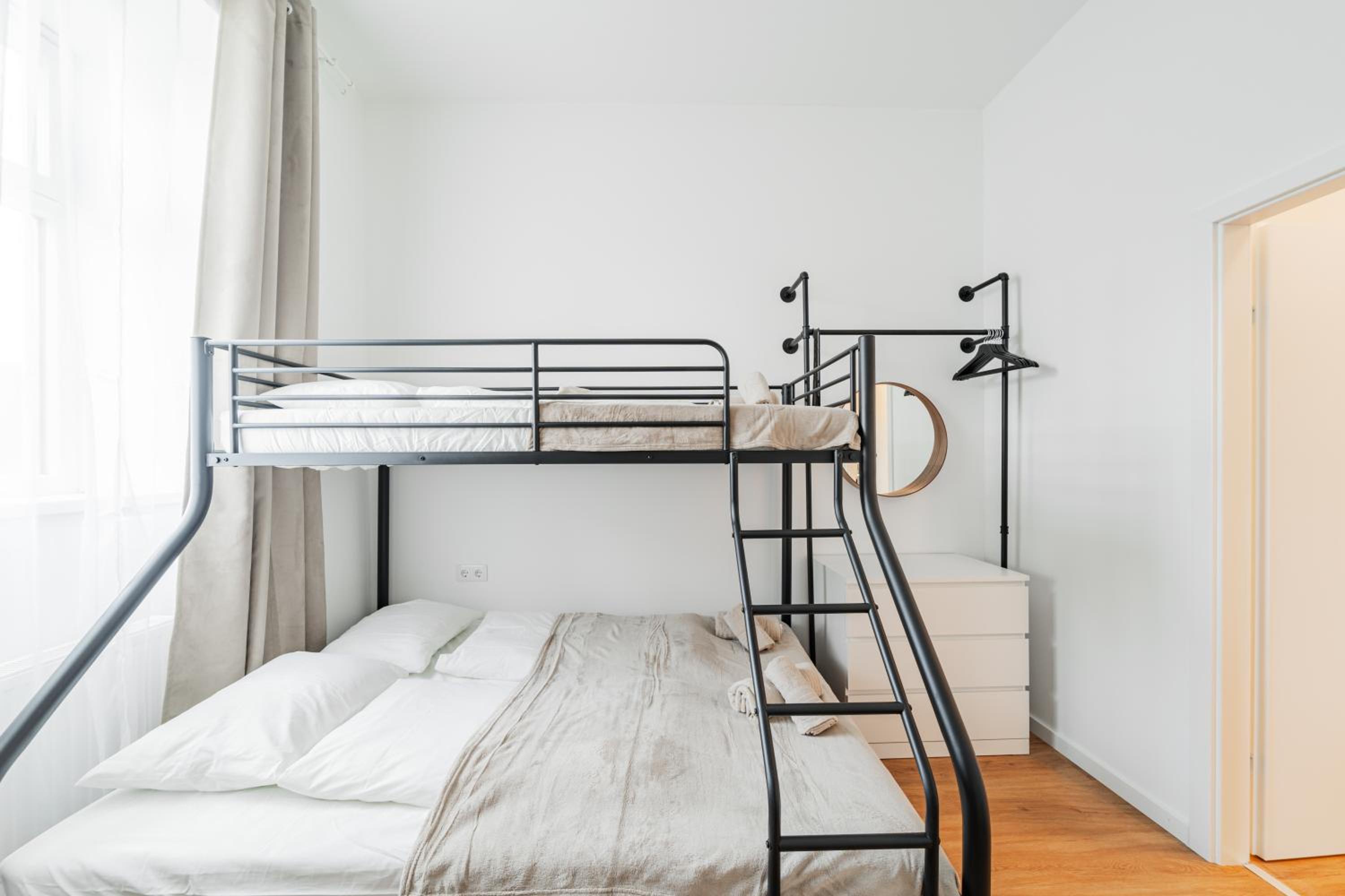 Modern Central City Rooms