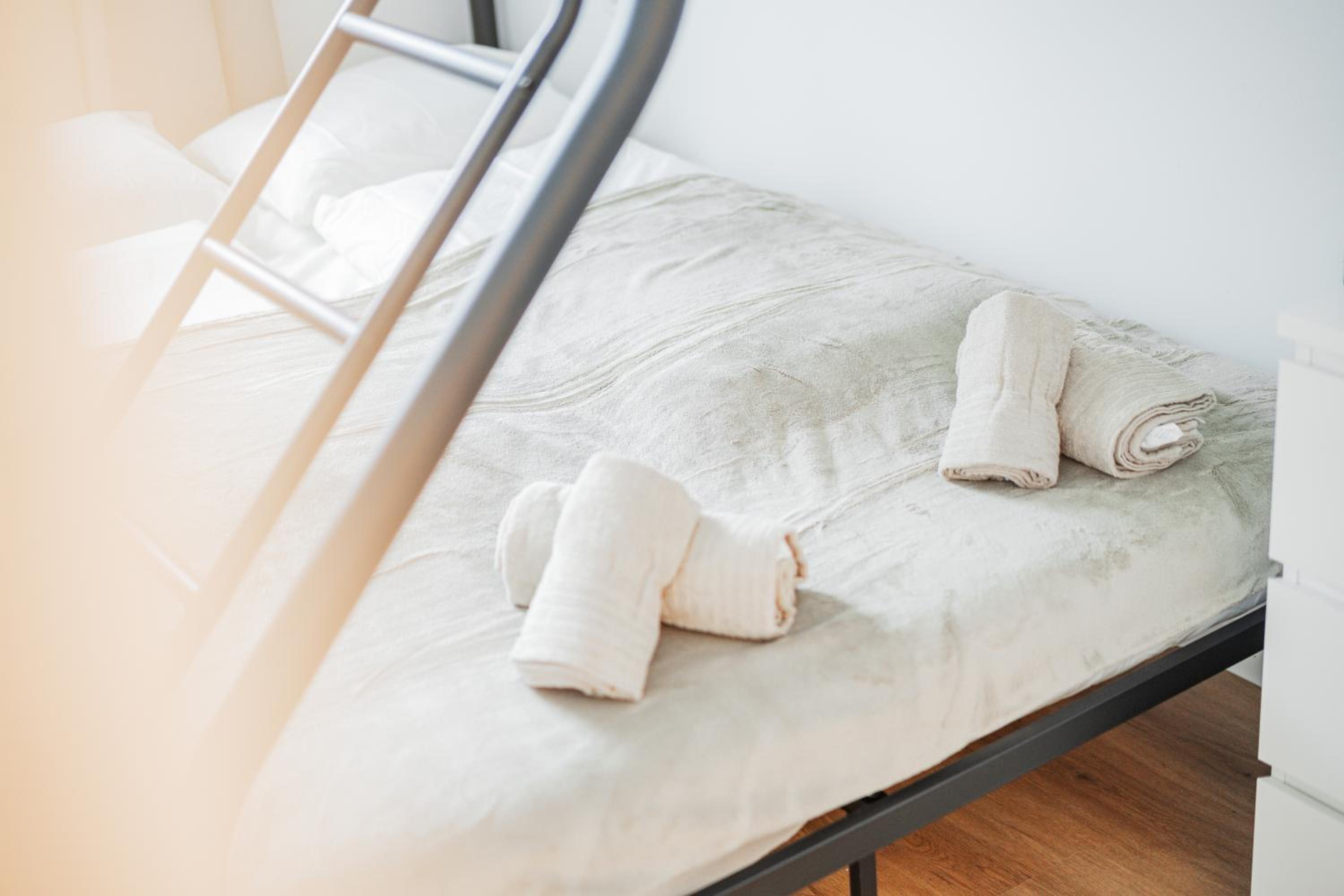 Modern Central City Rooms