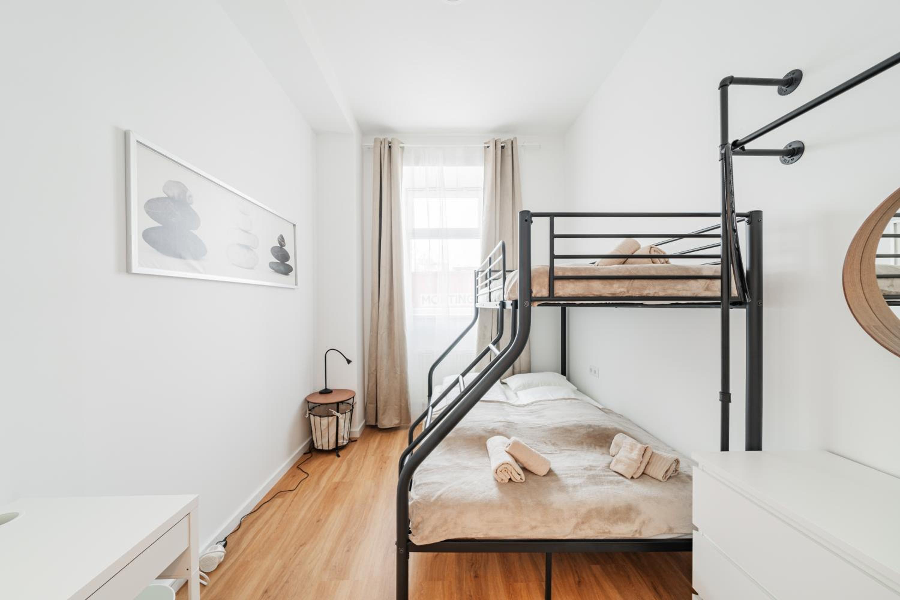 Modern Central City Rooms