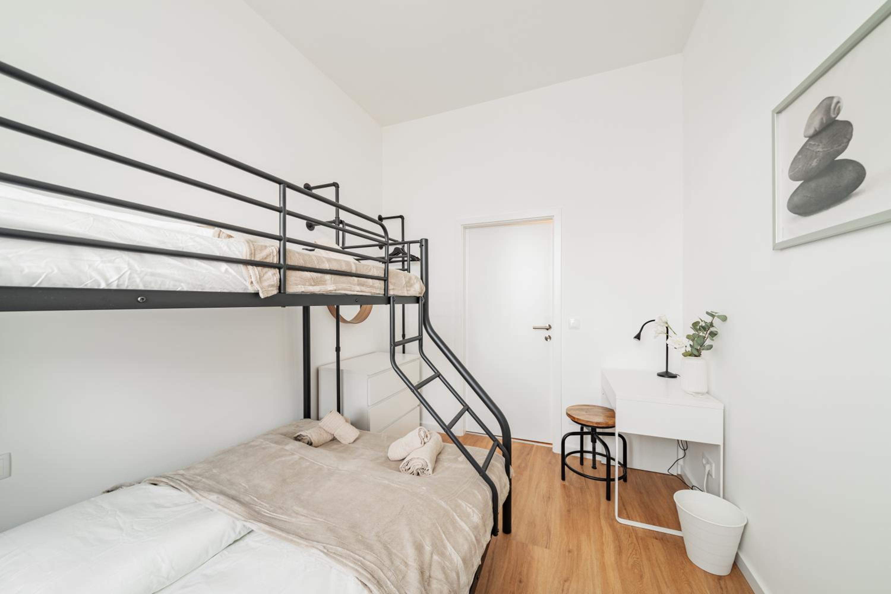Modern Central City Rooms
