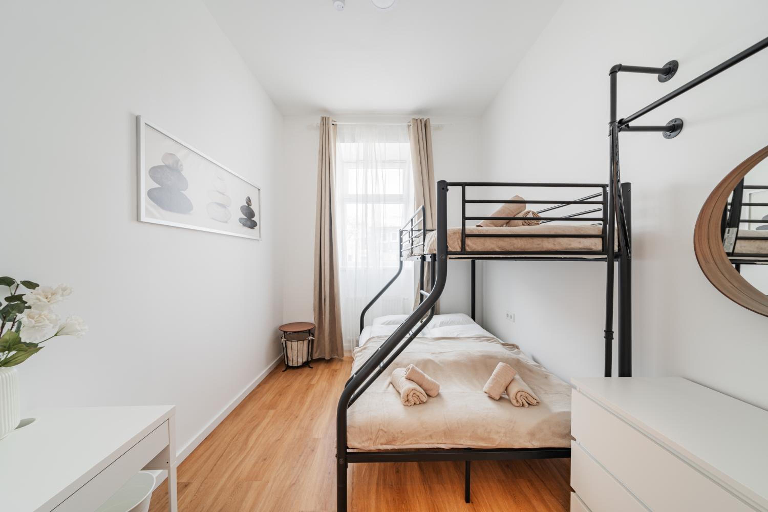 Modern Central City Rooms