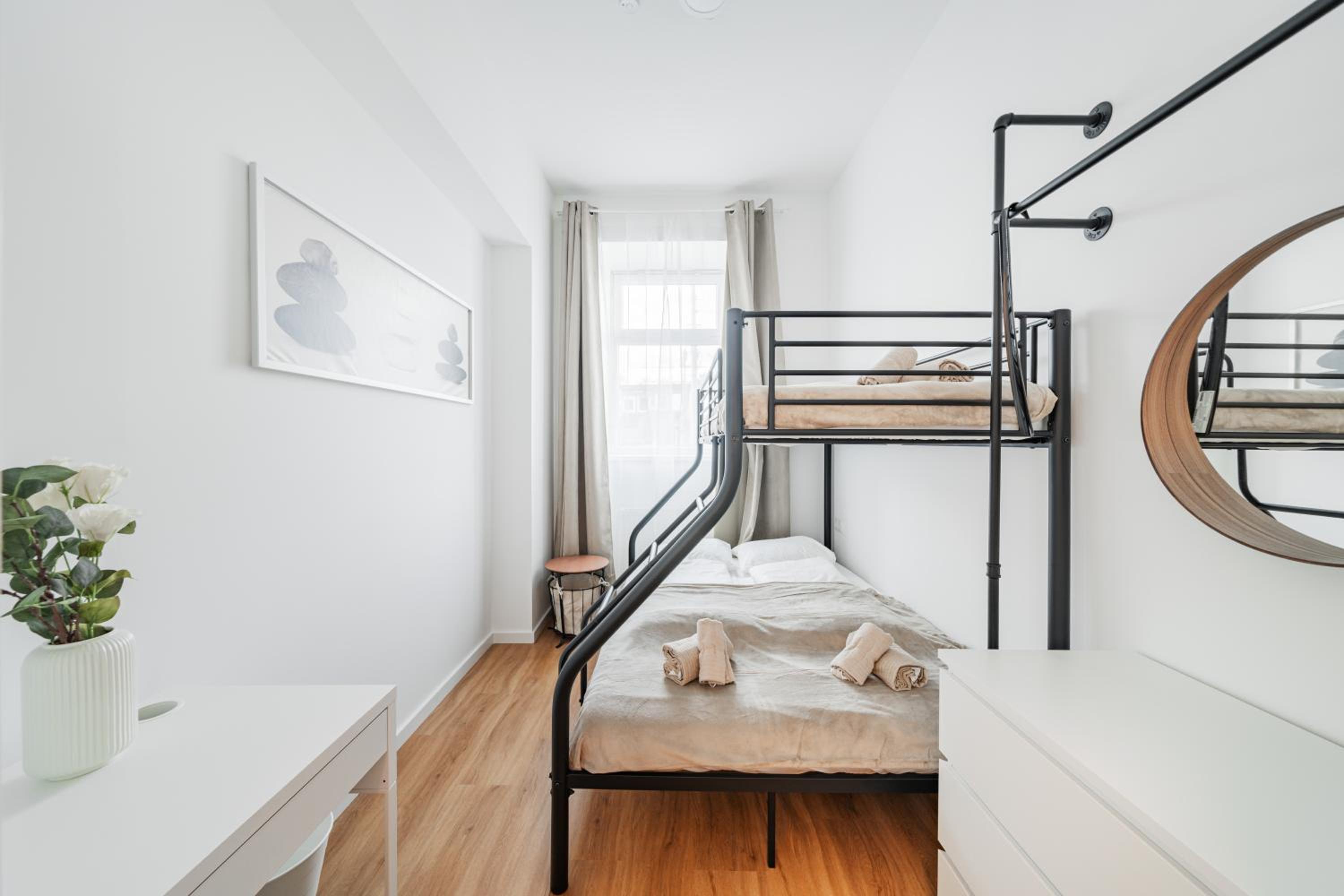 Modern Central City Rooms
