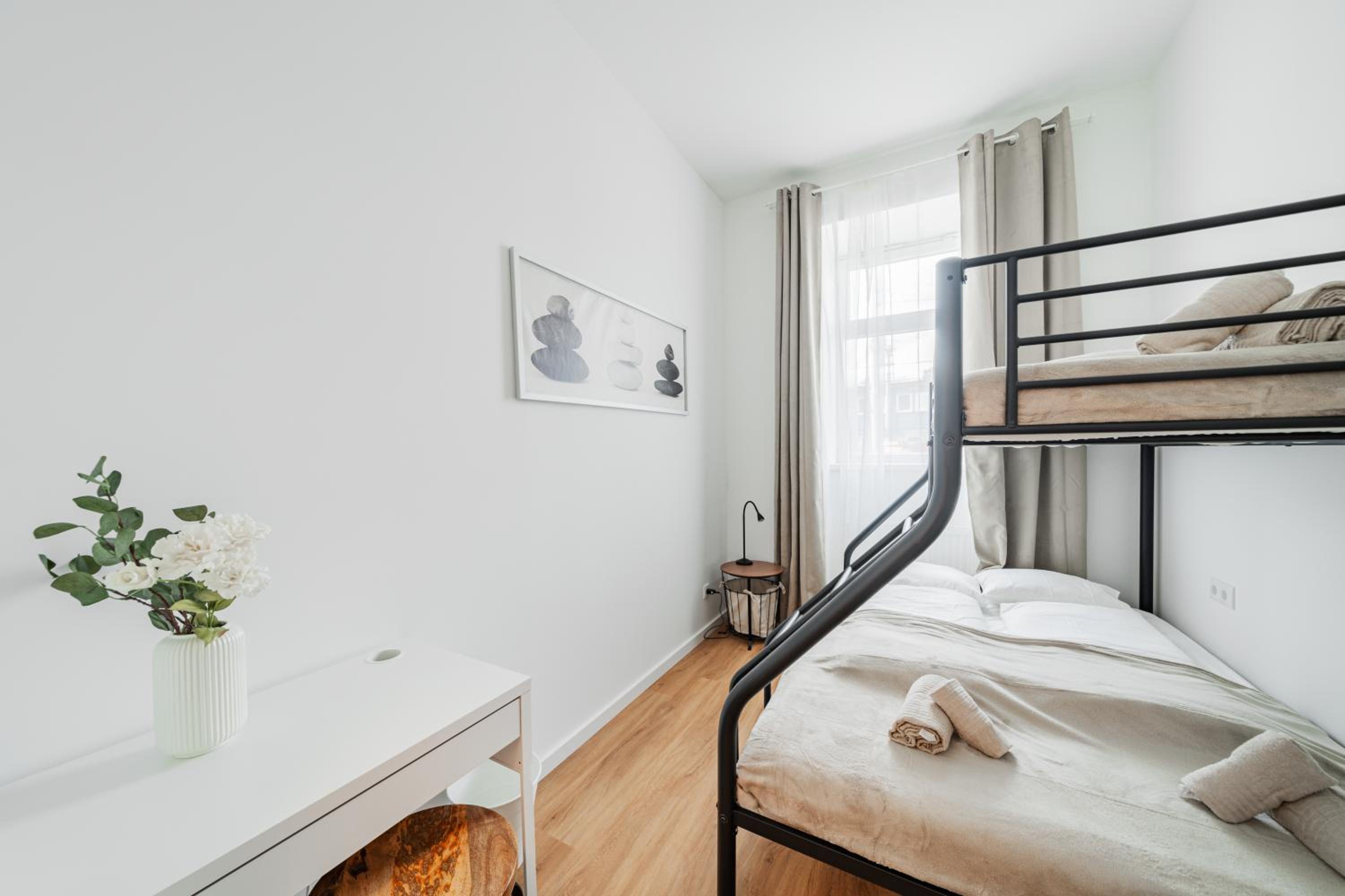 Modern Central City Rooms