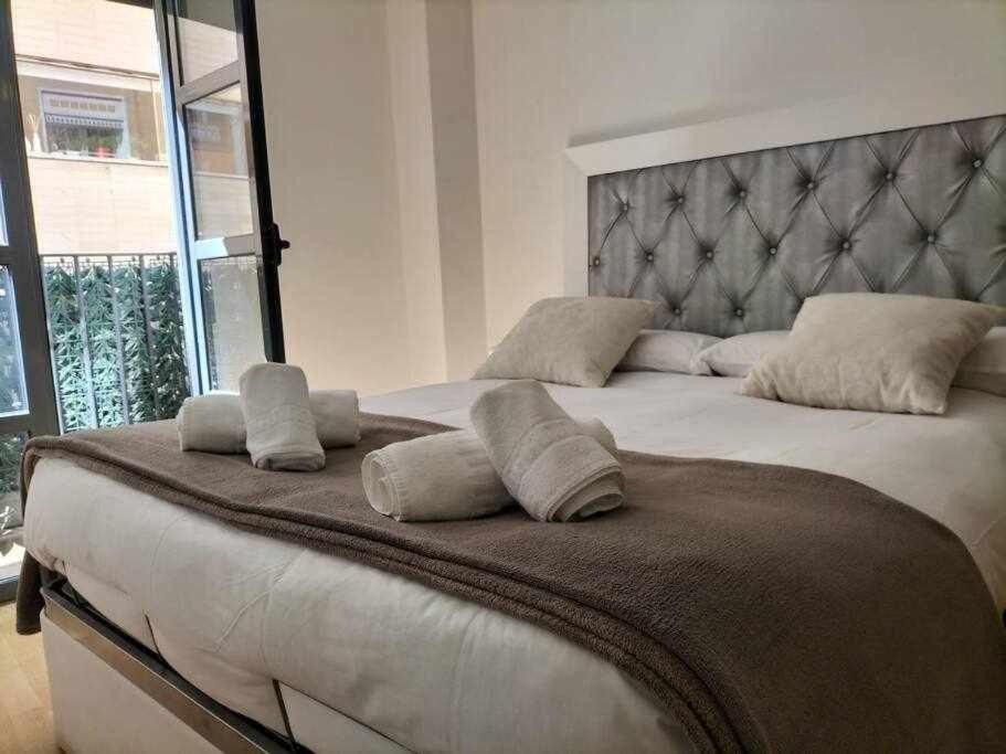 Loft Old City Couples GetAway