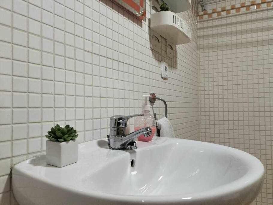 Loft Old City Couples GetAway