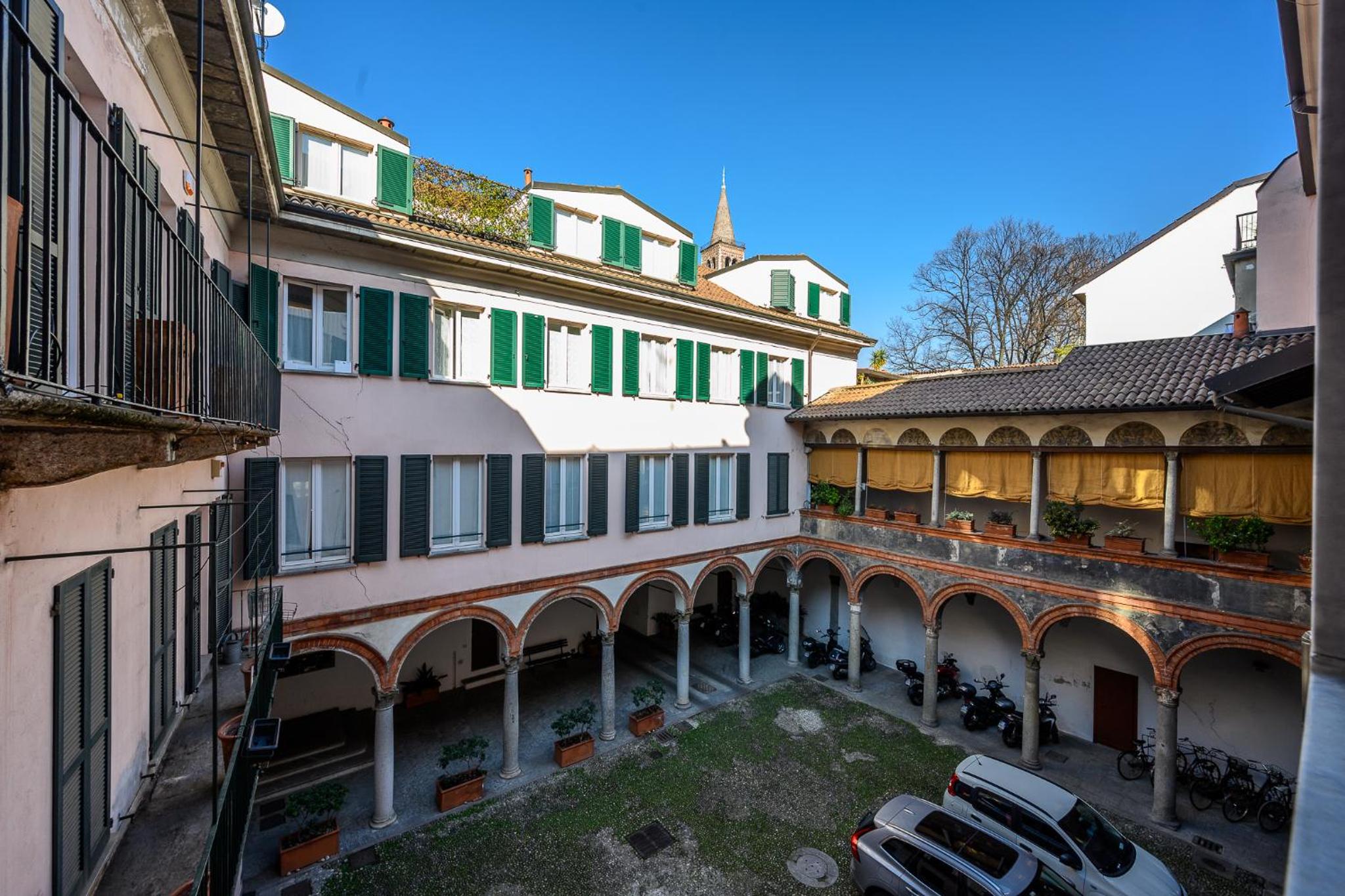 tHE Lantern Flat - Darsena Area