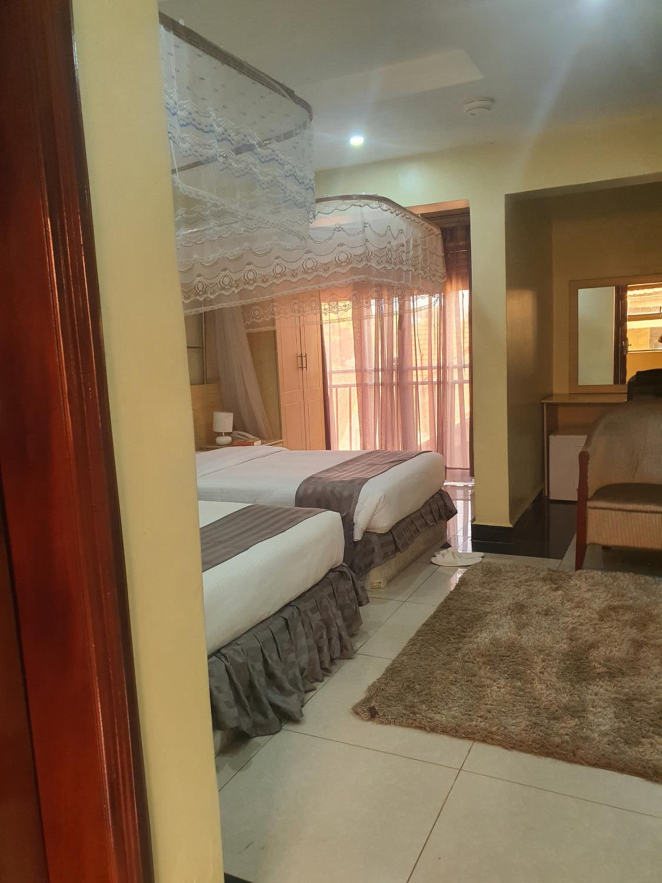 Crystal Suites & Apartments