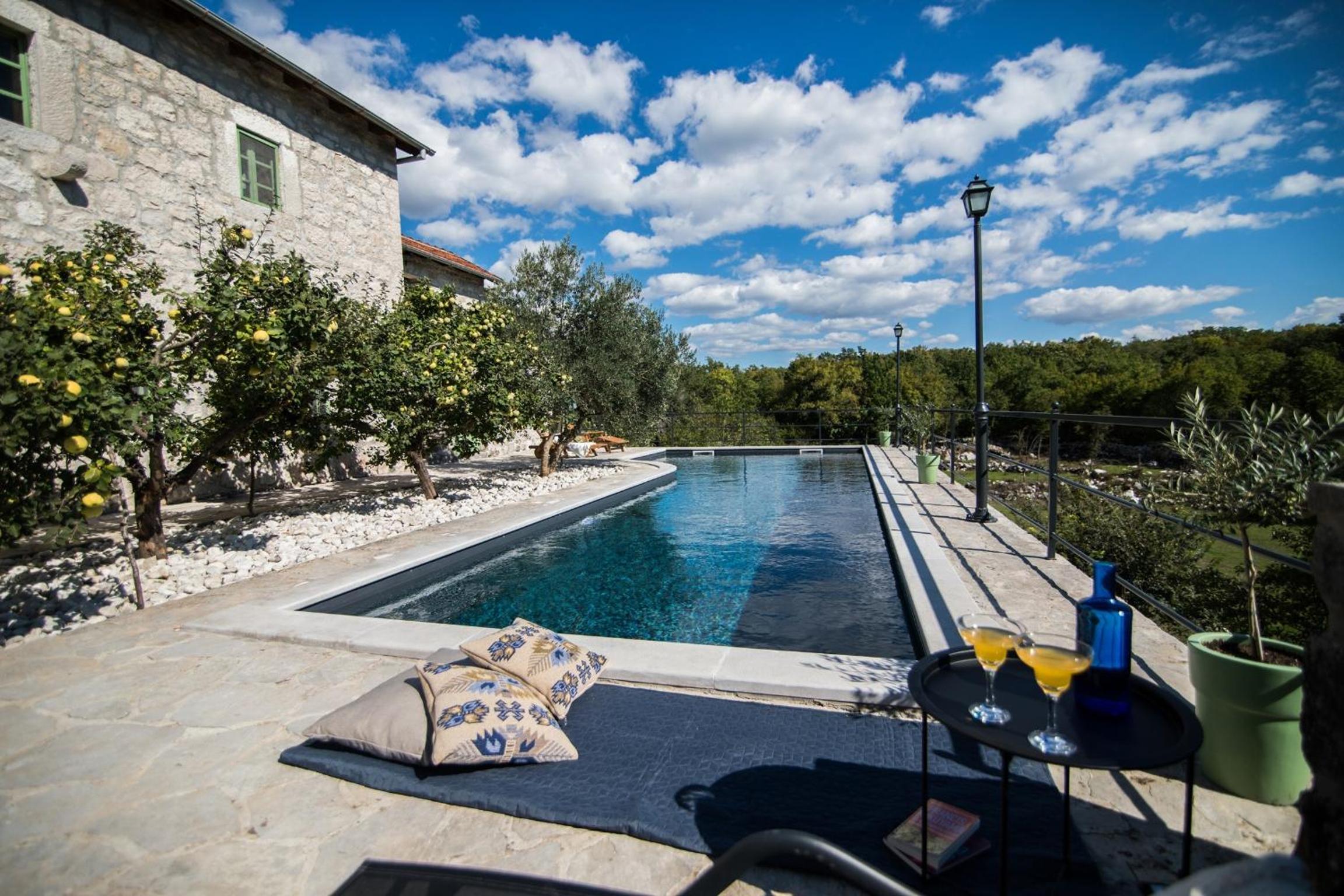 Villa Ana