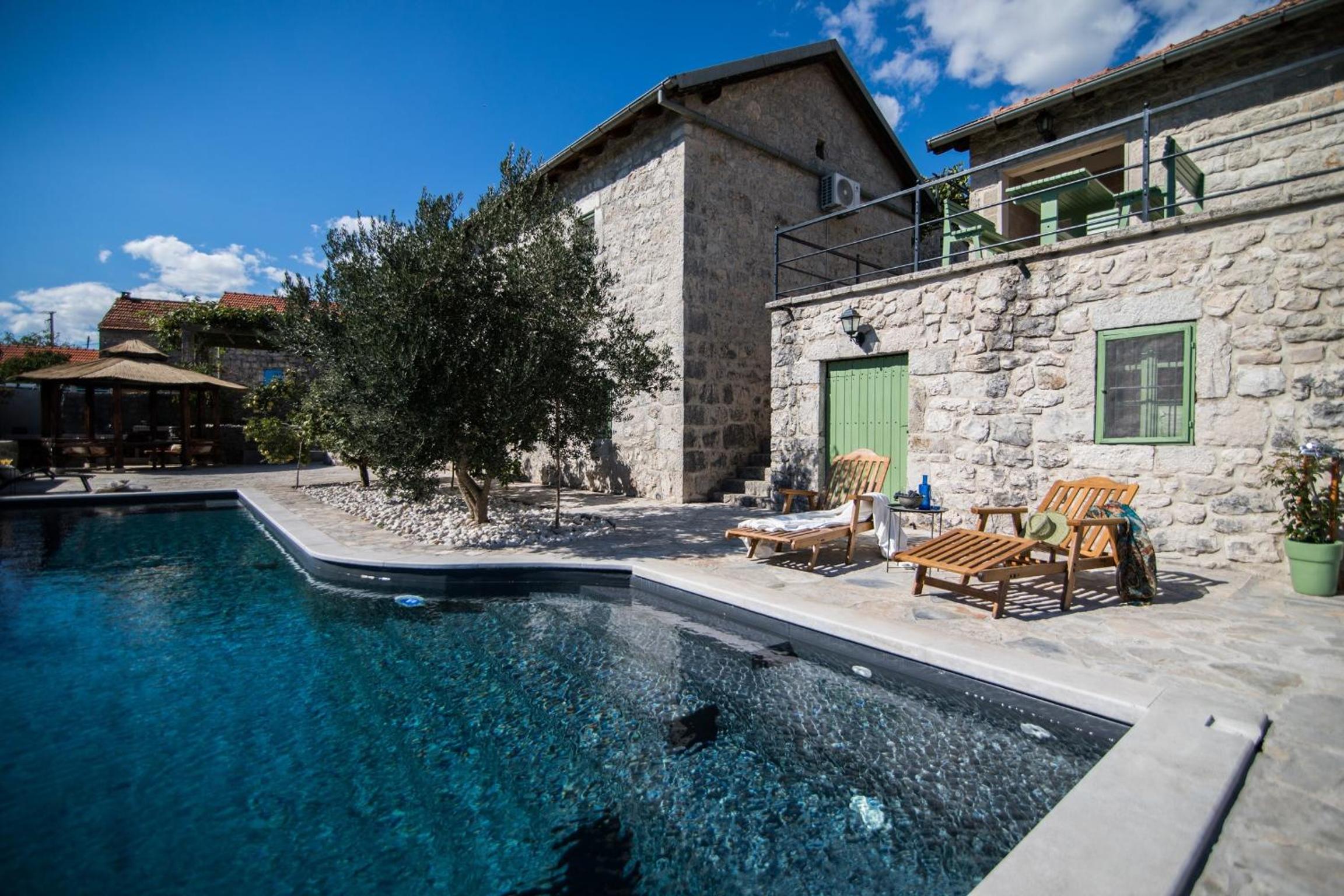 Villa Ana