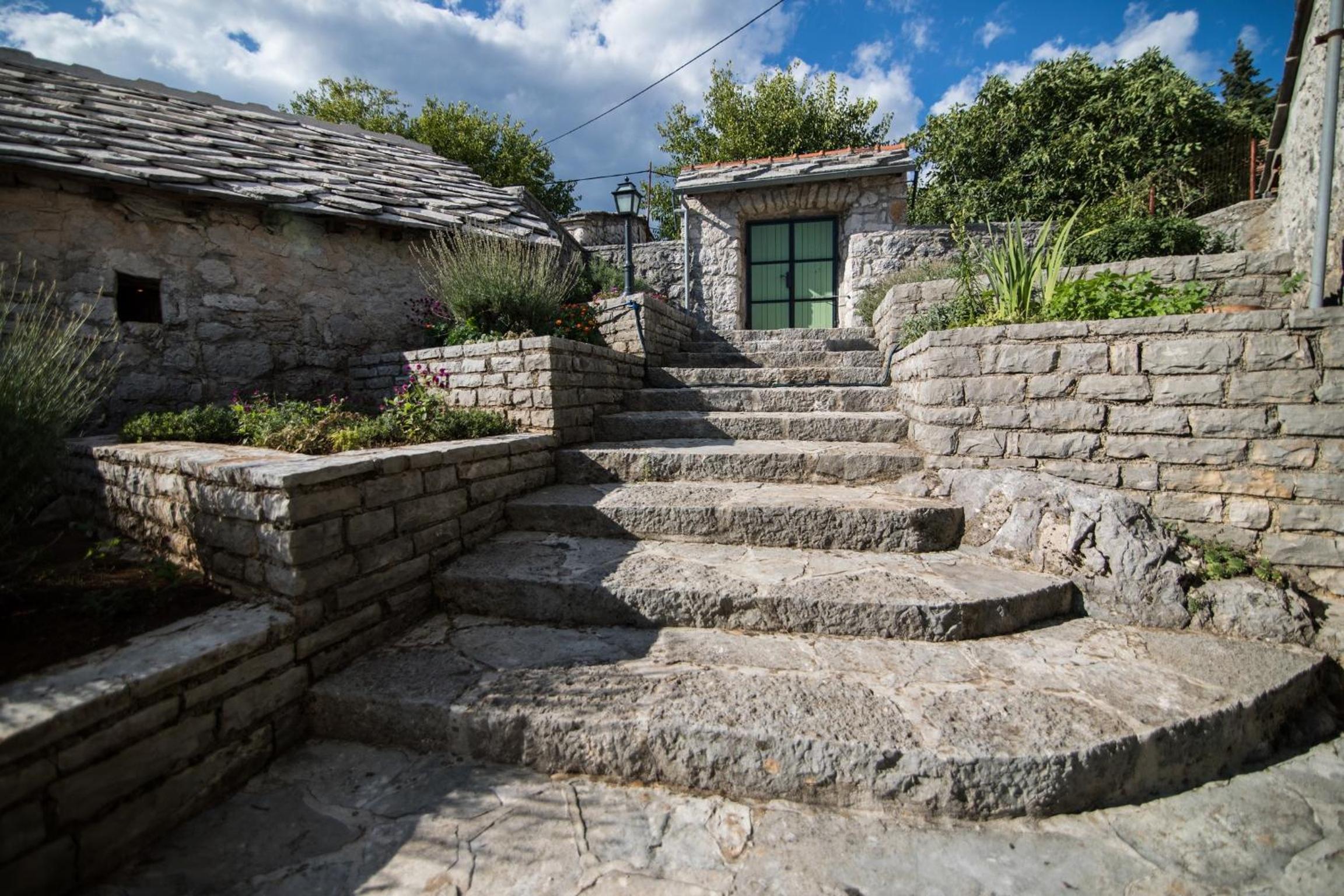 Villa Ana