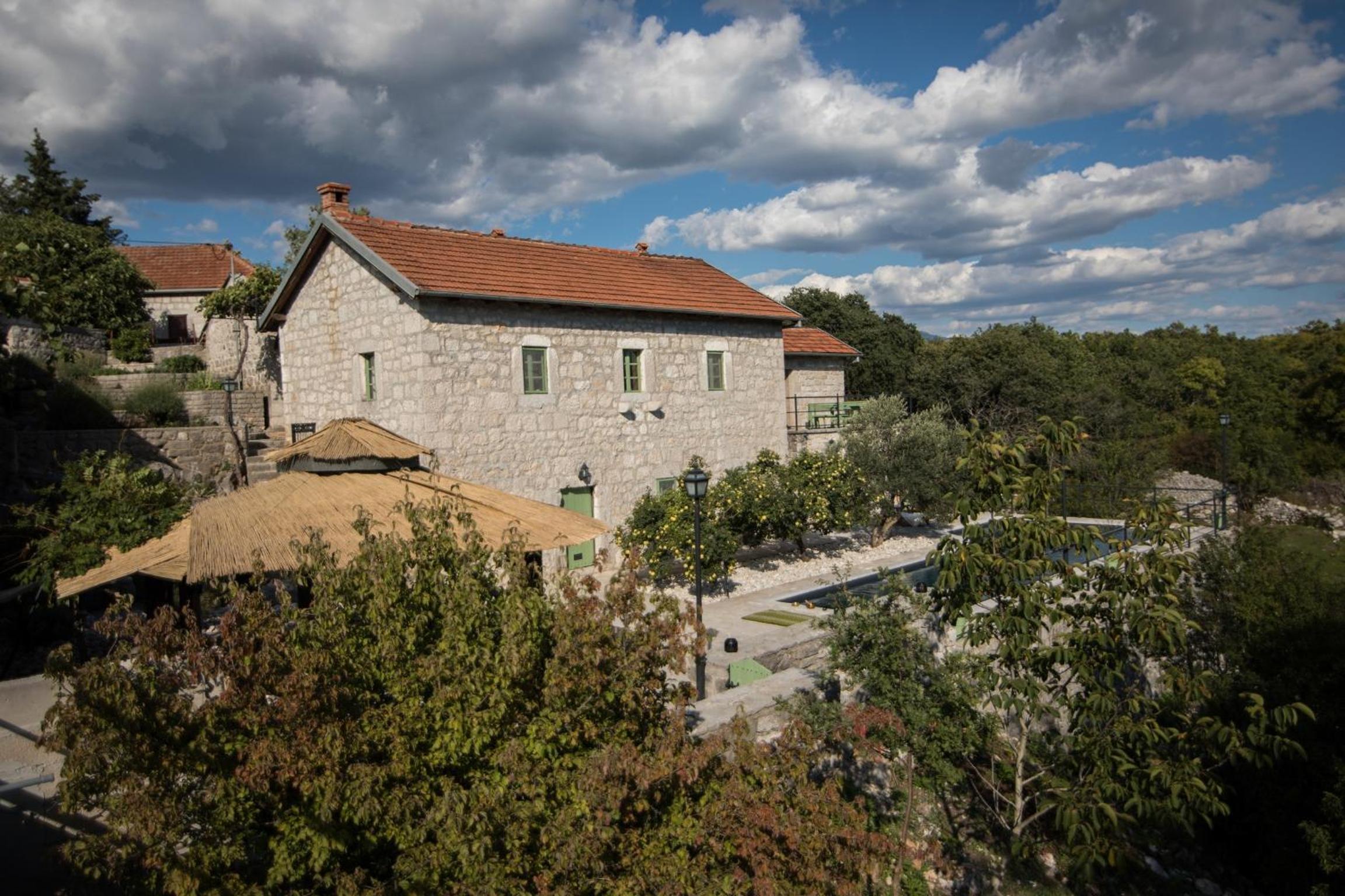 Villa Ana