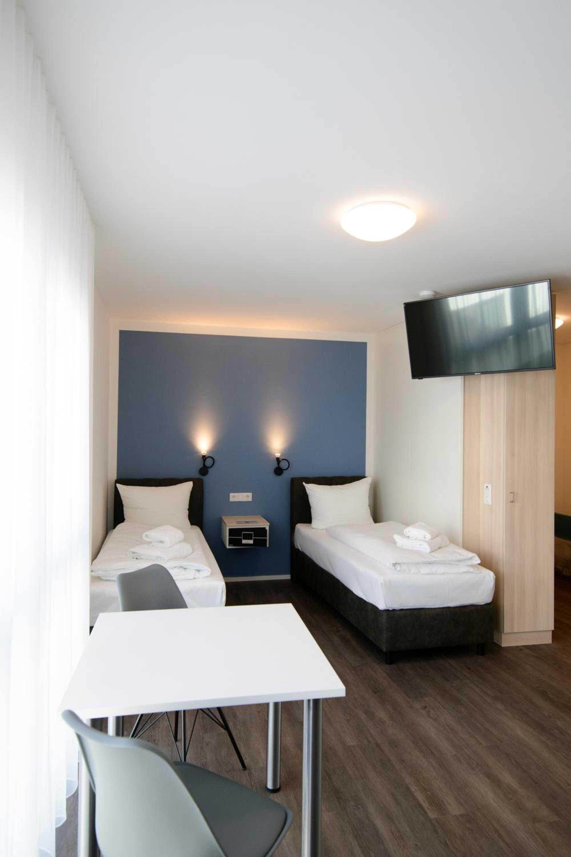 Smart Stay Aparthotel Saarbrucken Sud - Self-Check-In - Free Parking - Property Image 37