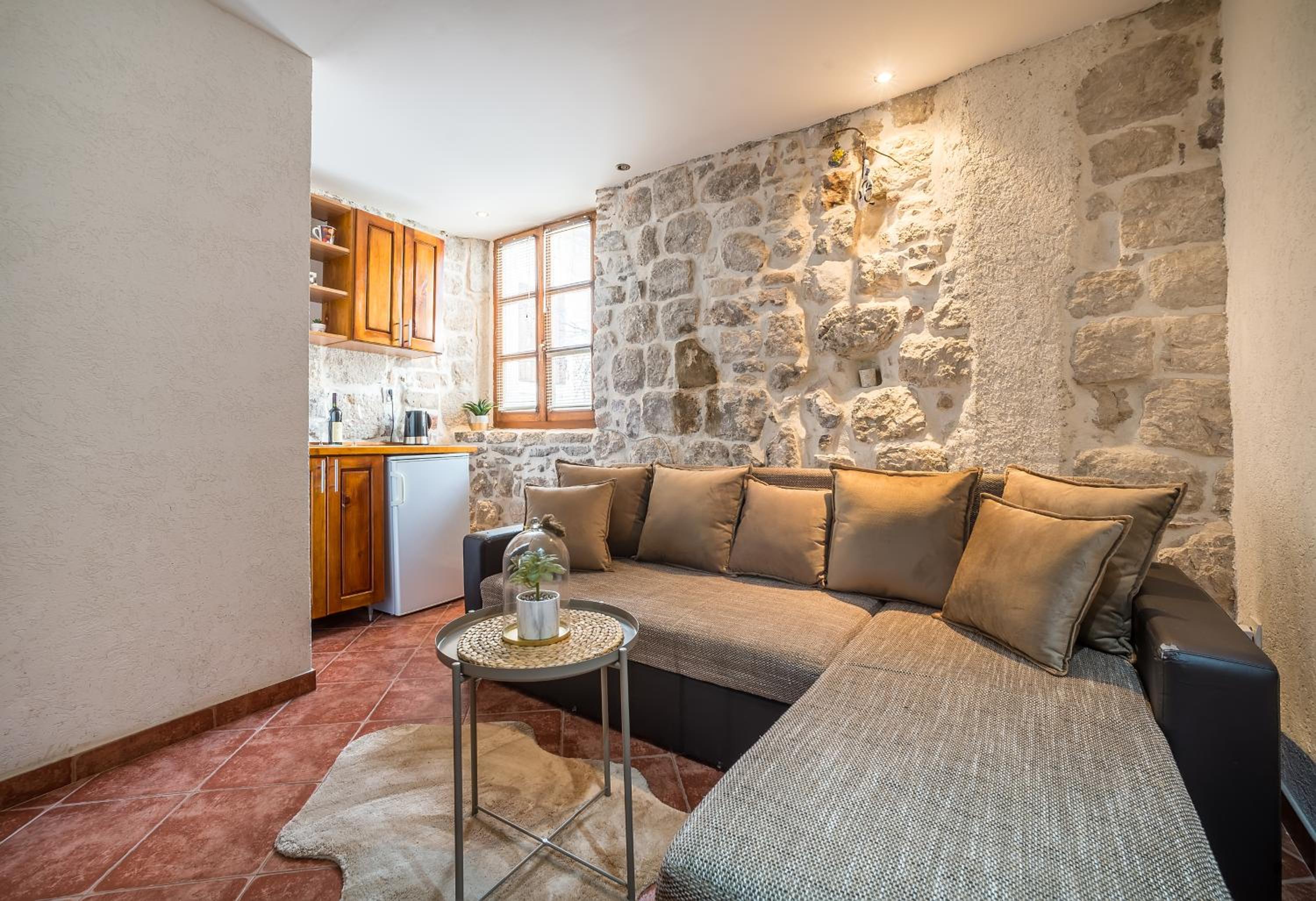 Little Bay Apartments