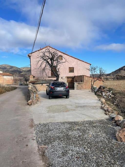 Acogedora casa con patio-parking