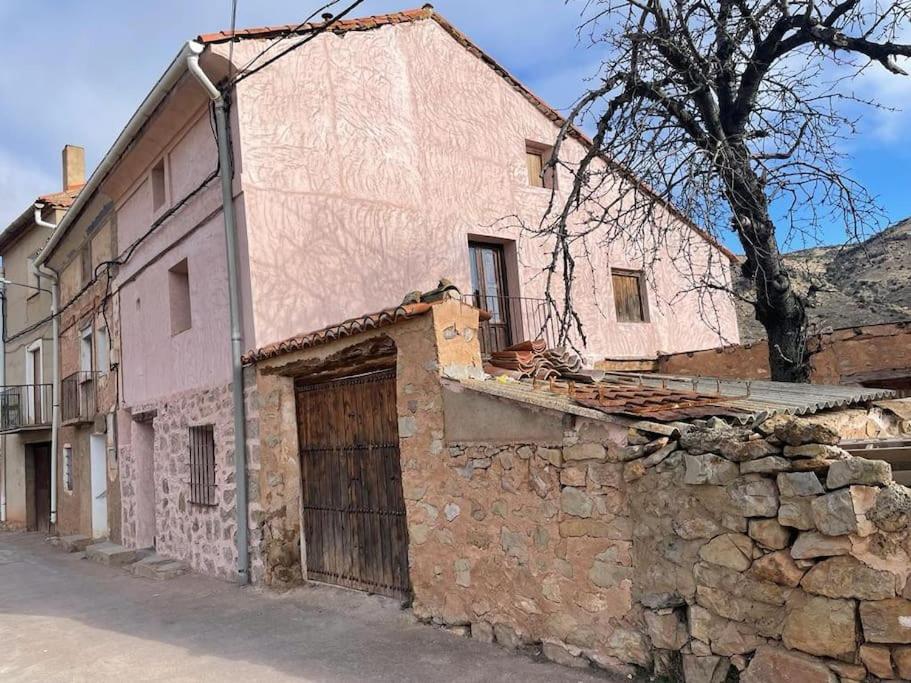 Acogedora casa con patio-parking