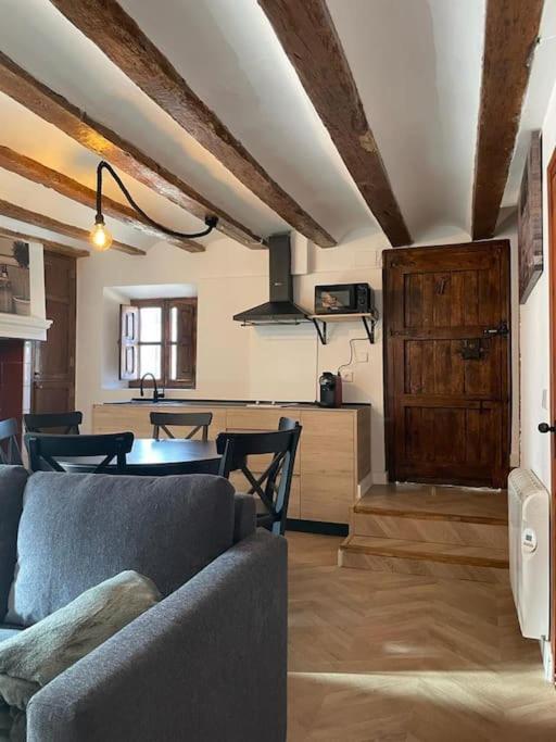 Acogedora casa con patio-parking