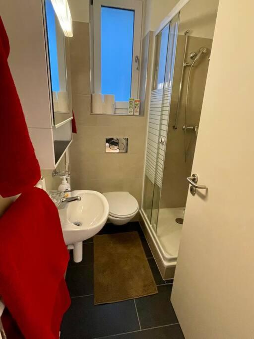 Gemütliche Wohnung an bester Lage im Kreis 4