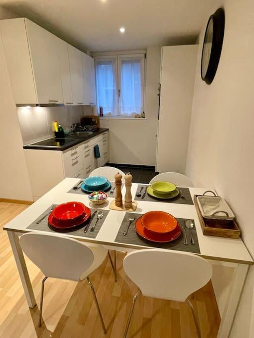 Gemütliche Wohnung an bester Lage im Kreis 4