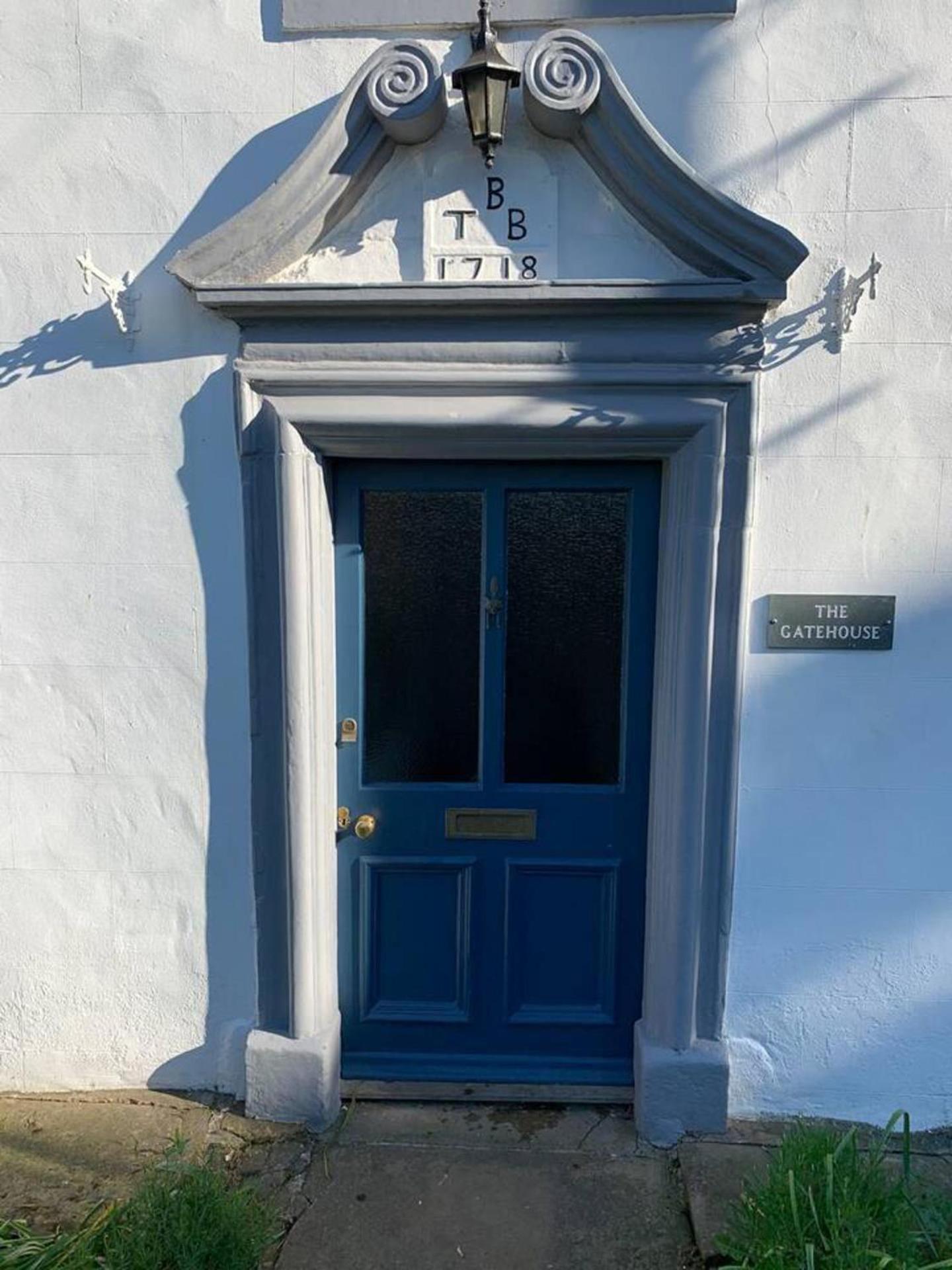 House - Sleeps 10 Pet friendly & Parking