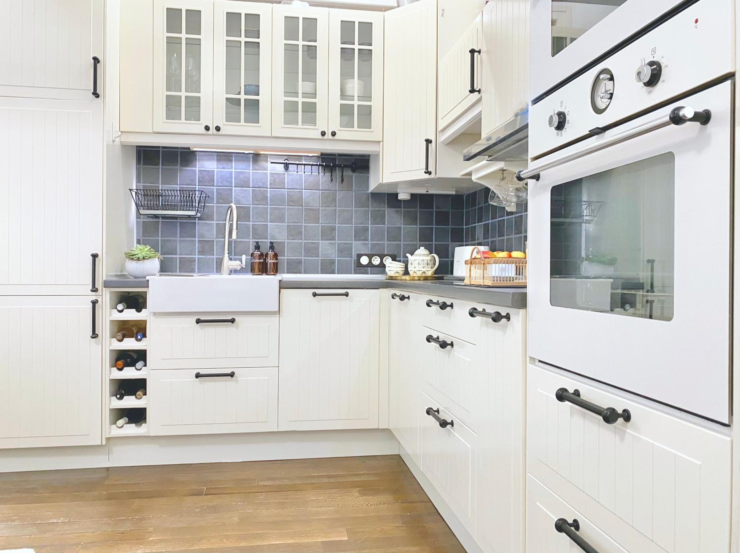 Vintage Top Centre Apartment