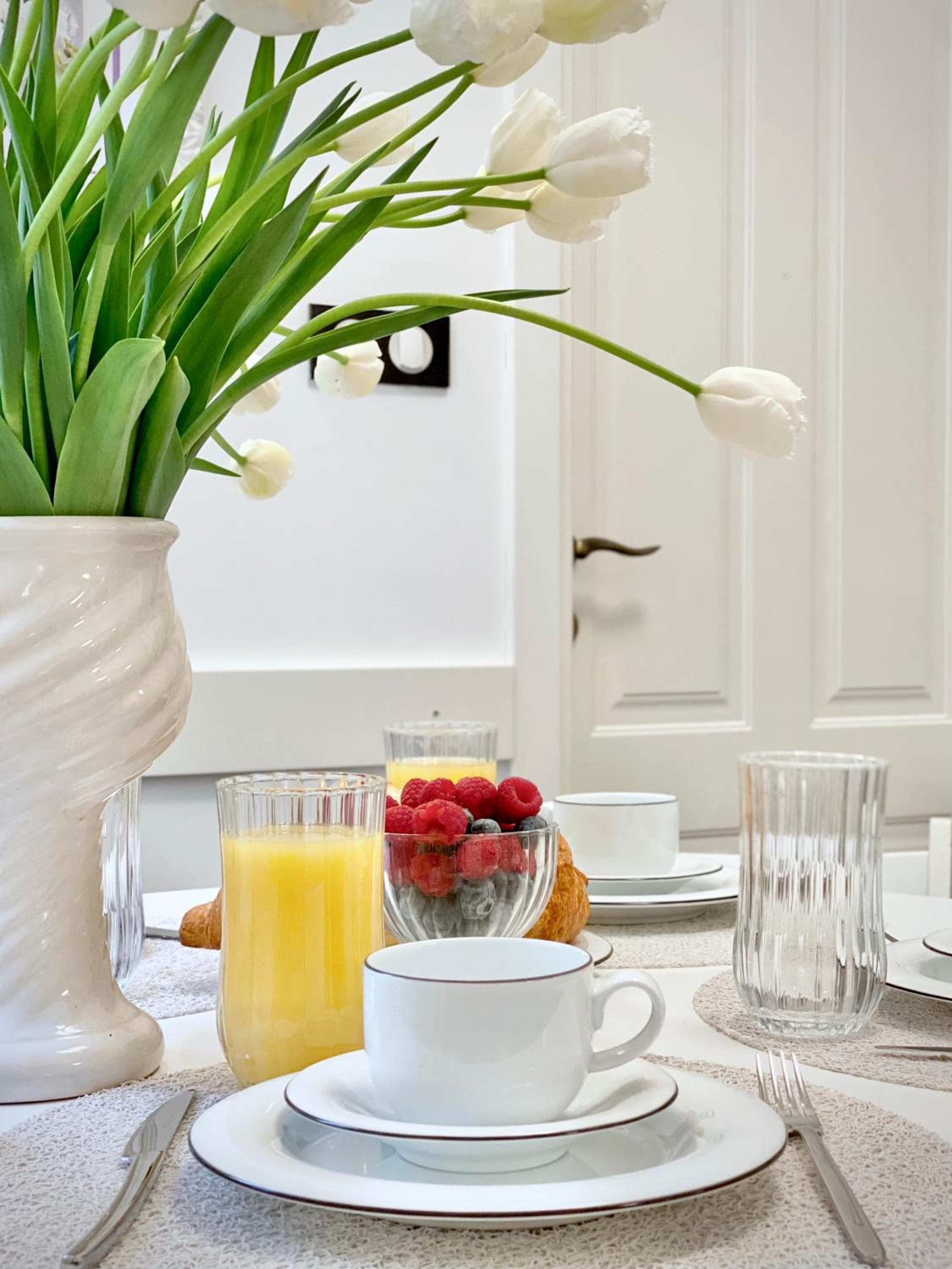 Vintage Top Centre Apartment