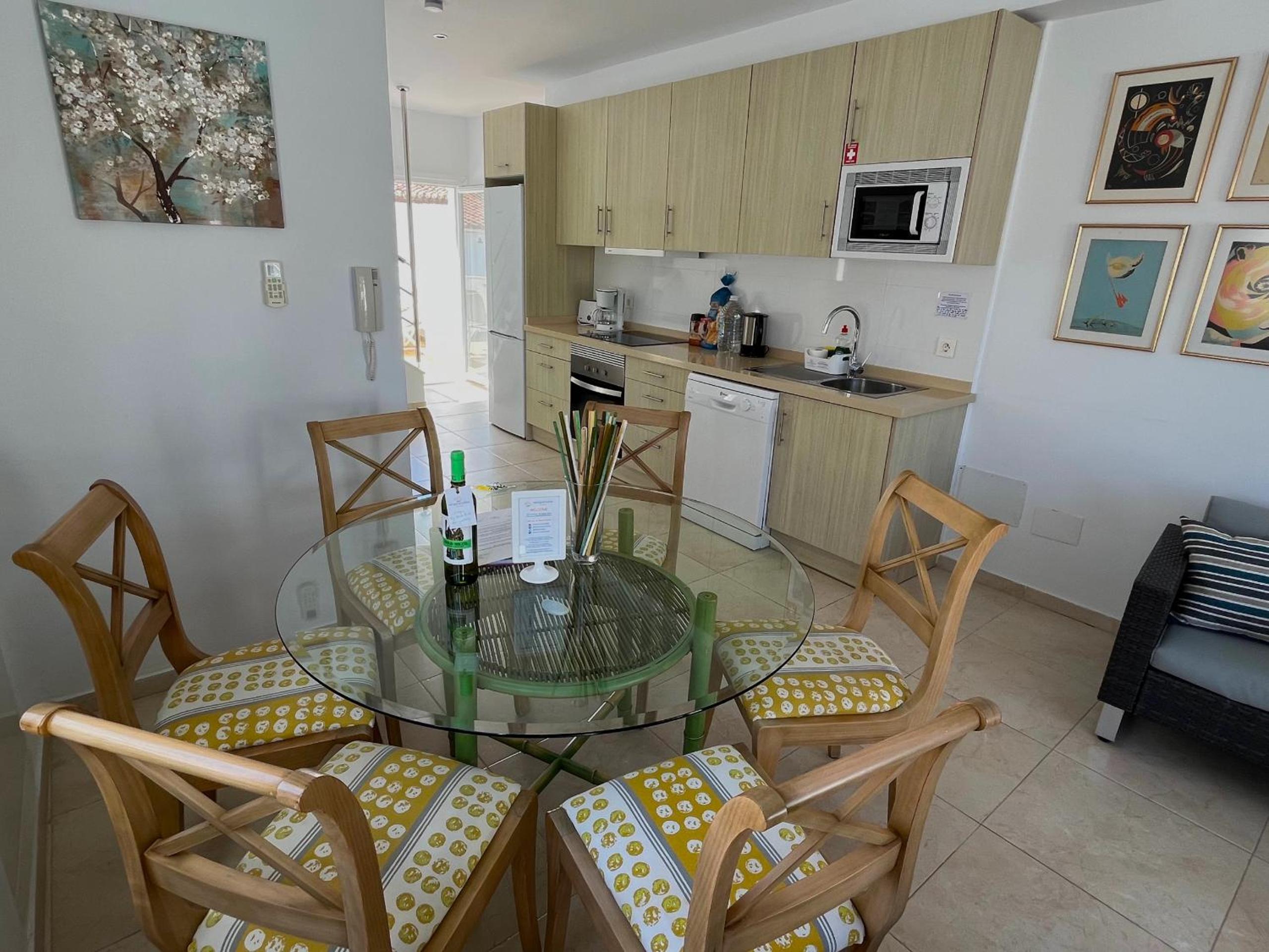 Nerja Paradise Rentals - Villa Zafiro view 4