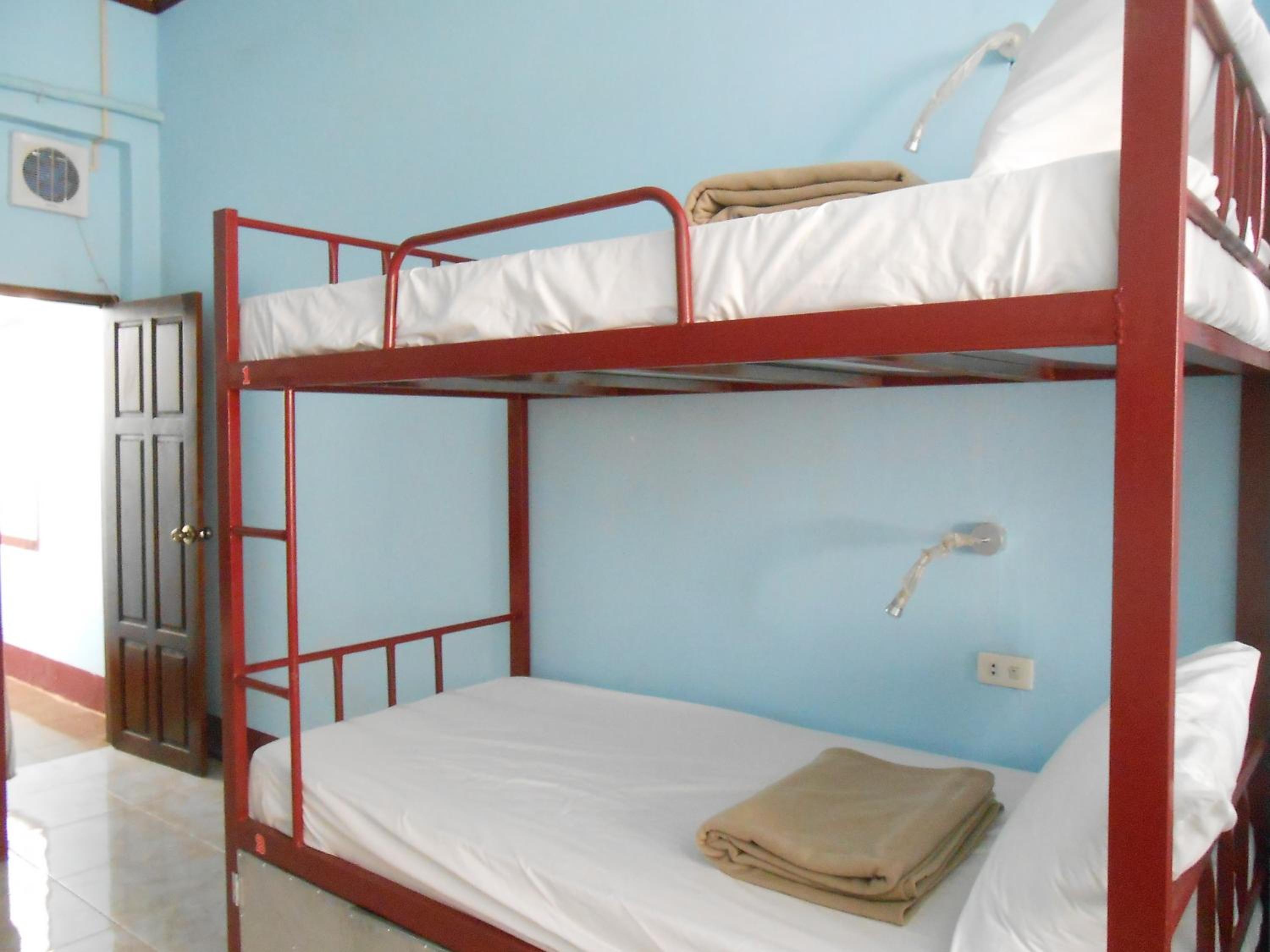 Lucky Backpacker Hostel
