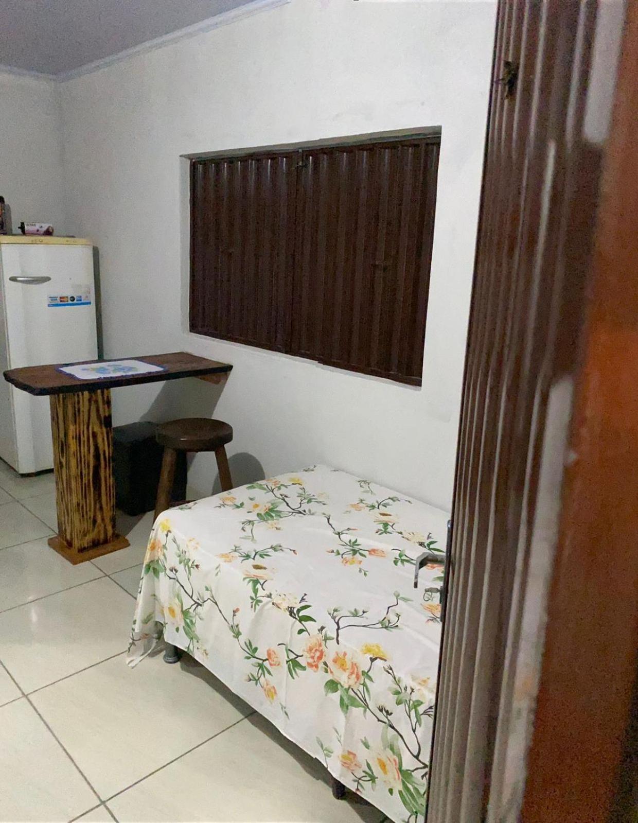 Pousada Sitio do Terrão a 500 metros da BR 040 e a 10 minutos da Prainha