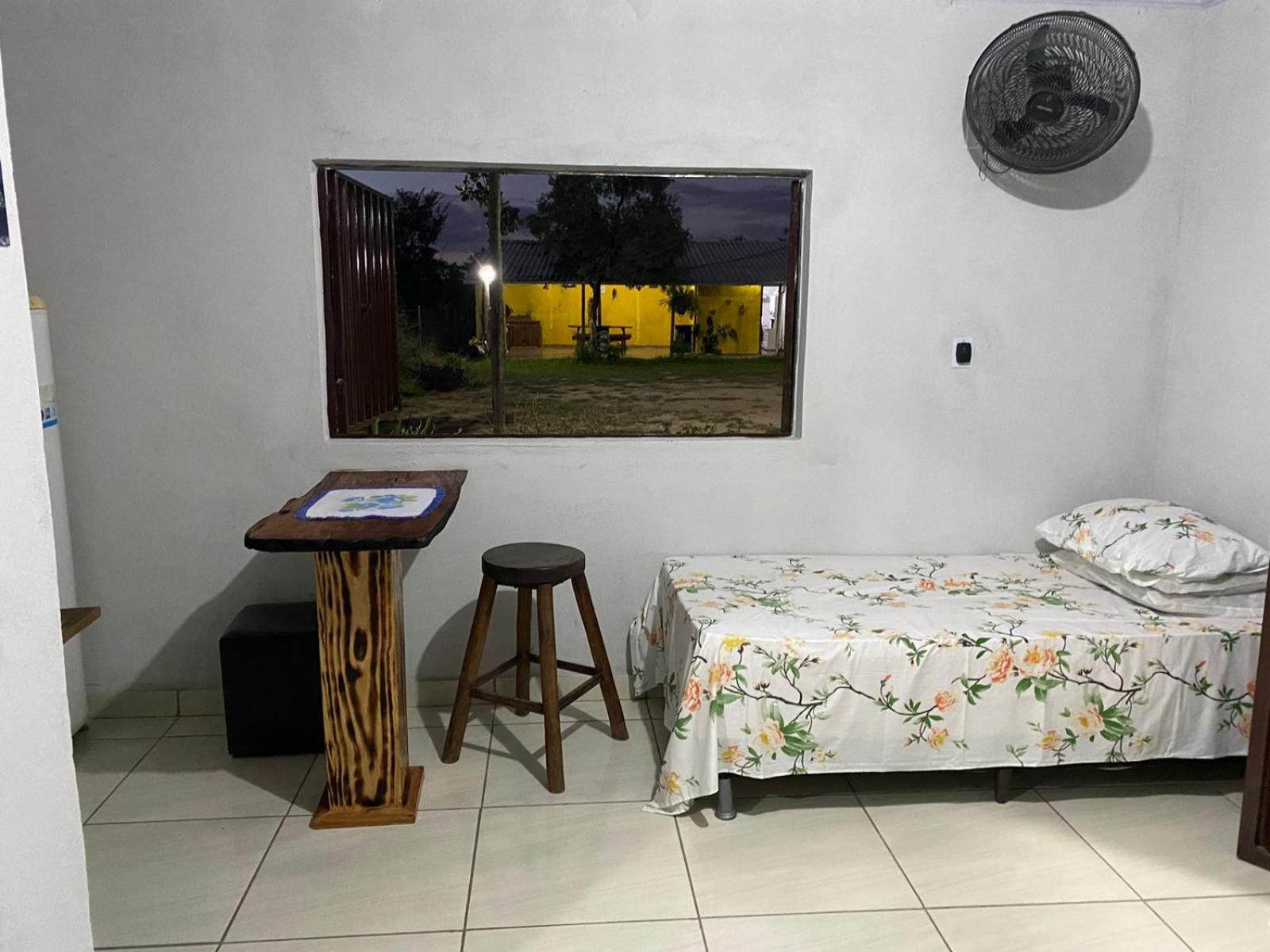 Pousada Sitio do Terrão a 500 metros da BR 040 e a 10 minutos da Prainha
