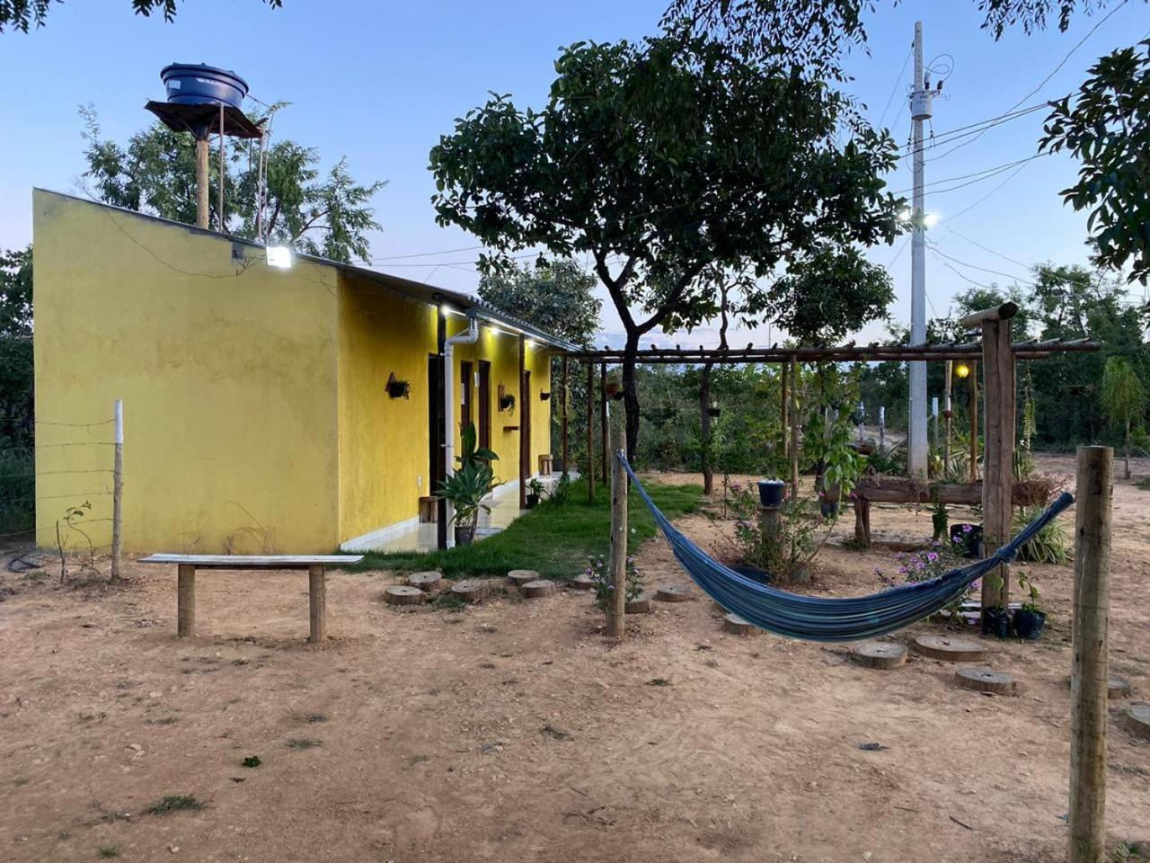 Pousada Sitio do Terrão a 500 metros da BR 040 e a 10 minutos da Prainha