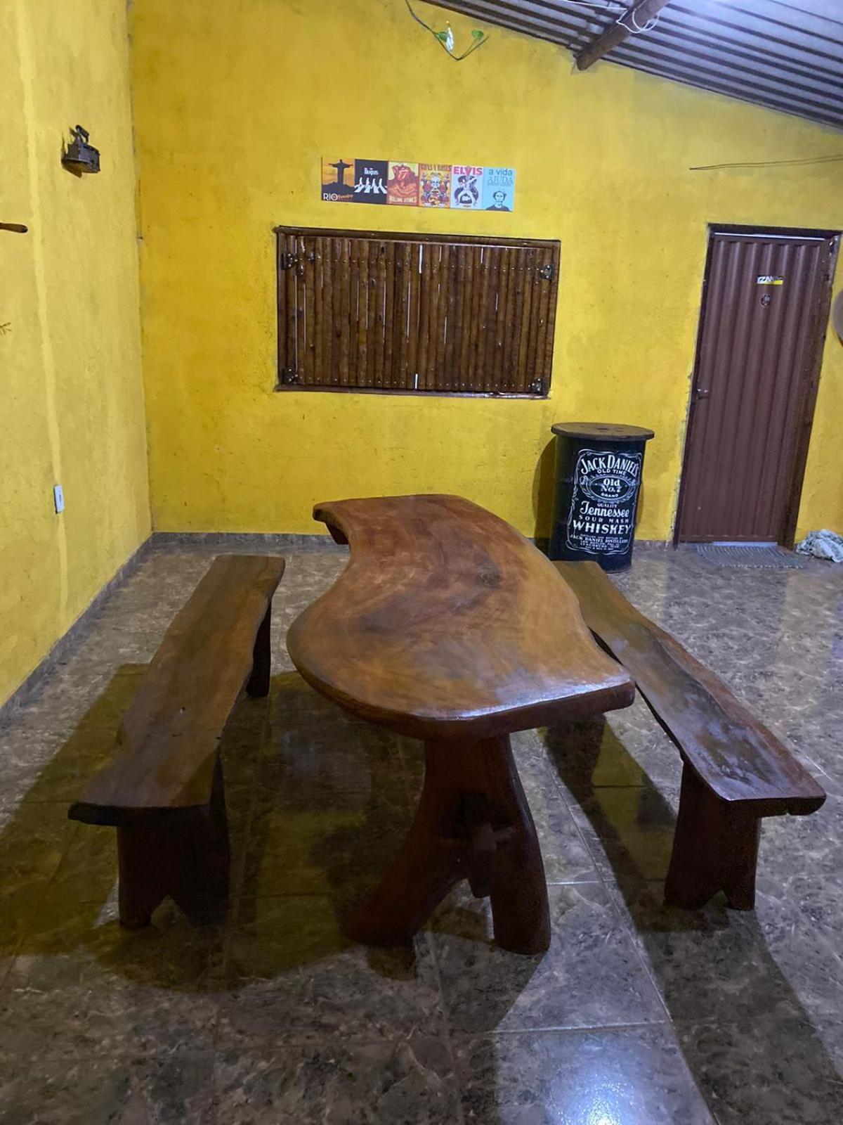 Pousada Sitio do Terrão a 500 metros da BR 040 e a 10 minutos da Prainha