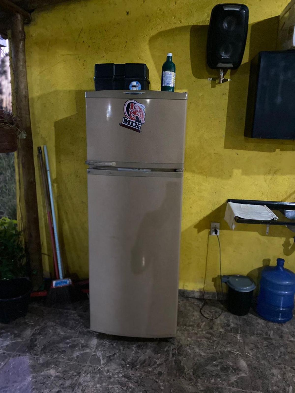 Pousada Sitio do Terrão a 500 metros da BR 040 e a 10 minutos da Prainha