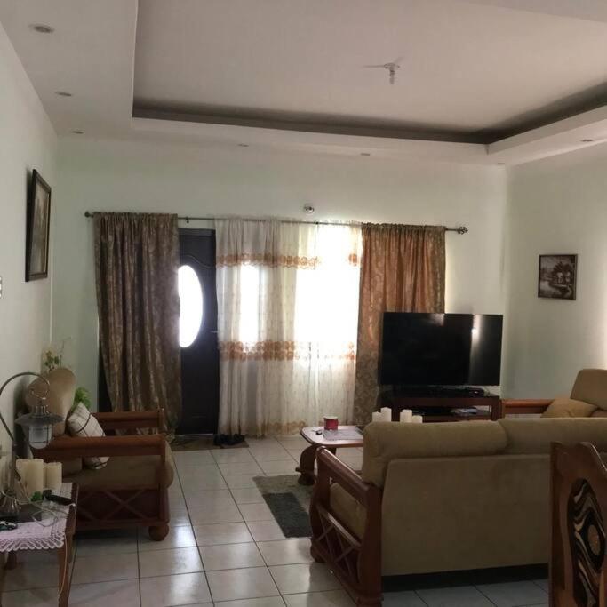 Comfortable home in San Fernando - Photo 4
