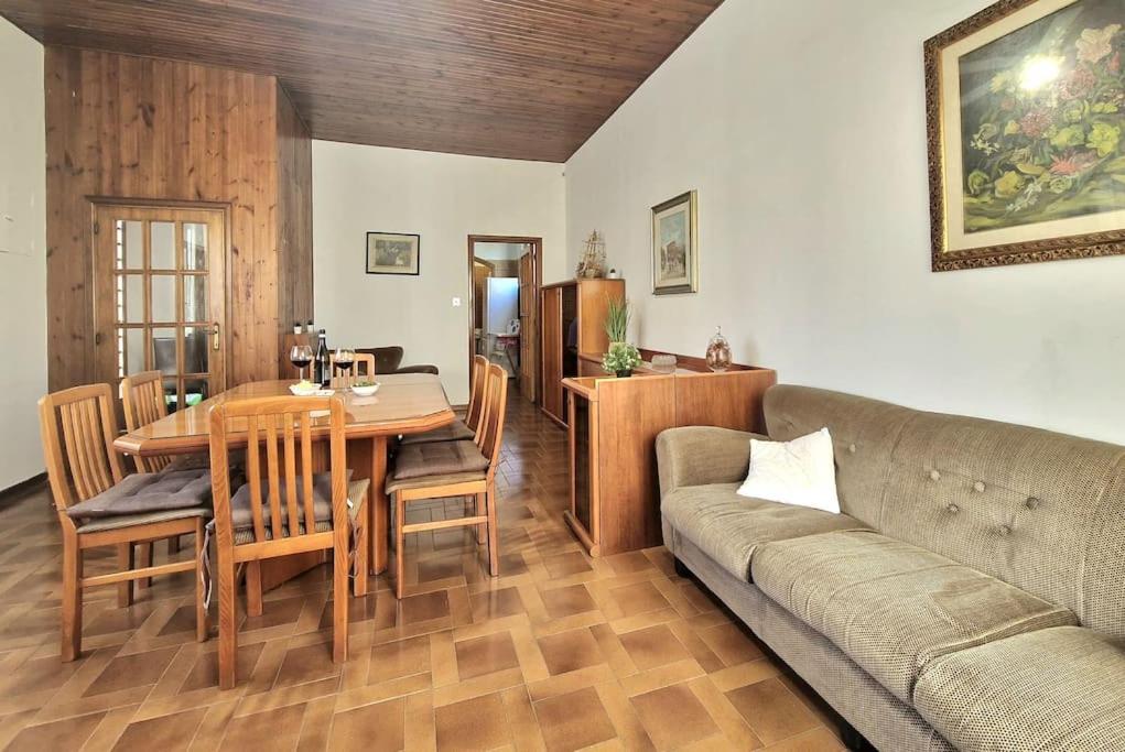 [Pochi Passi dal Mare]Ampia Casa & Cortile privato