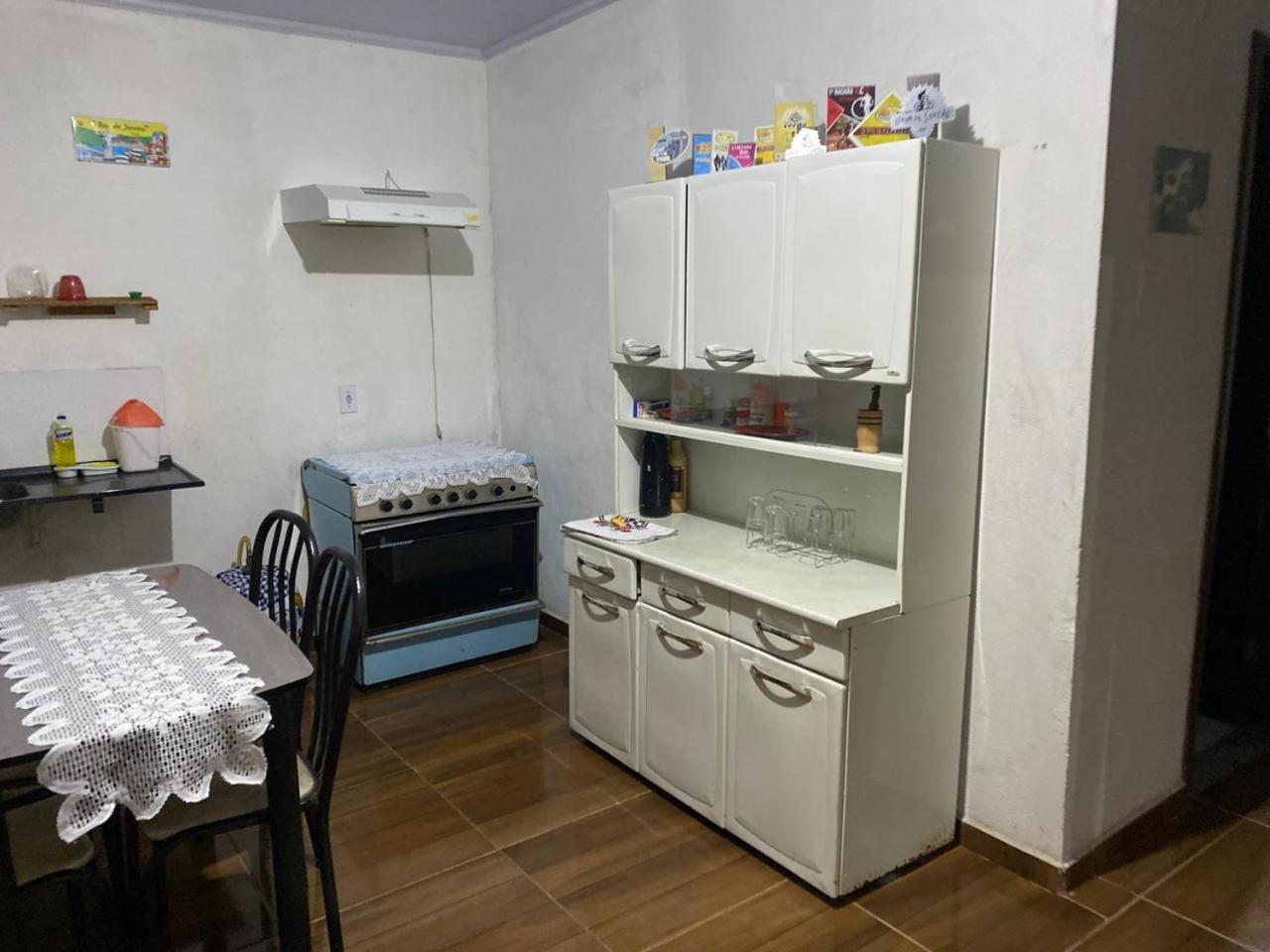 Pousada Sitio do Terrão a 500 metros da BR 040 e a 10 minutos da Prainha