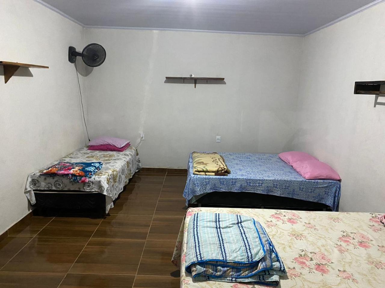 Pousada Sitio do Terrão a 500 metros da BR 040 e a 10 minutos da Prainha