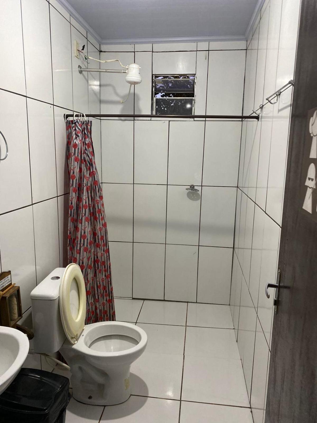 Pousada Sitio do Terrão a 500 metros da BR 040 e a 10 minutos da Prainha
