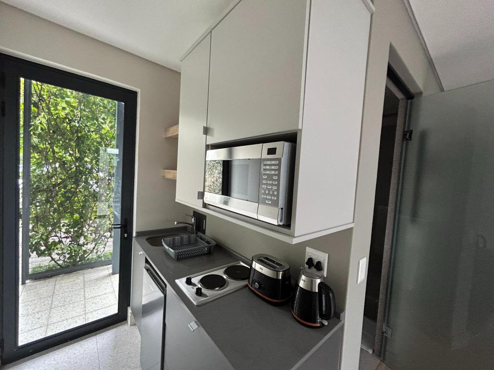 Johannesburg Vacations - The Wantage Suites - Property Image 3