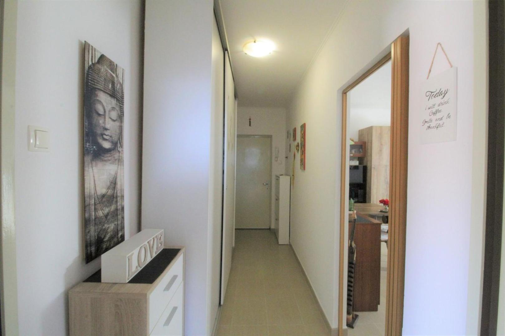 Apartment Tina