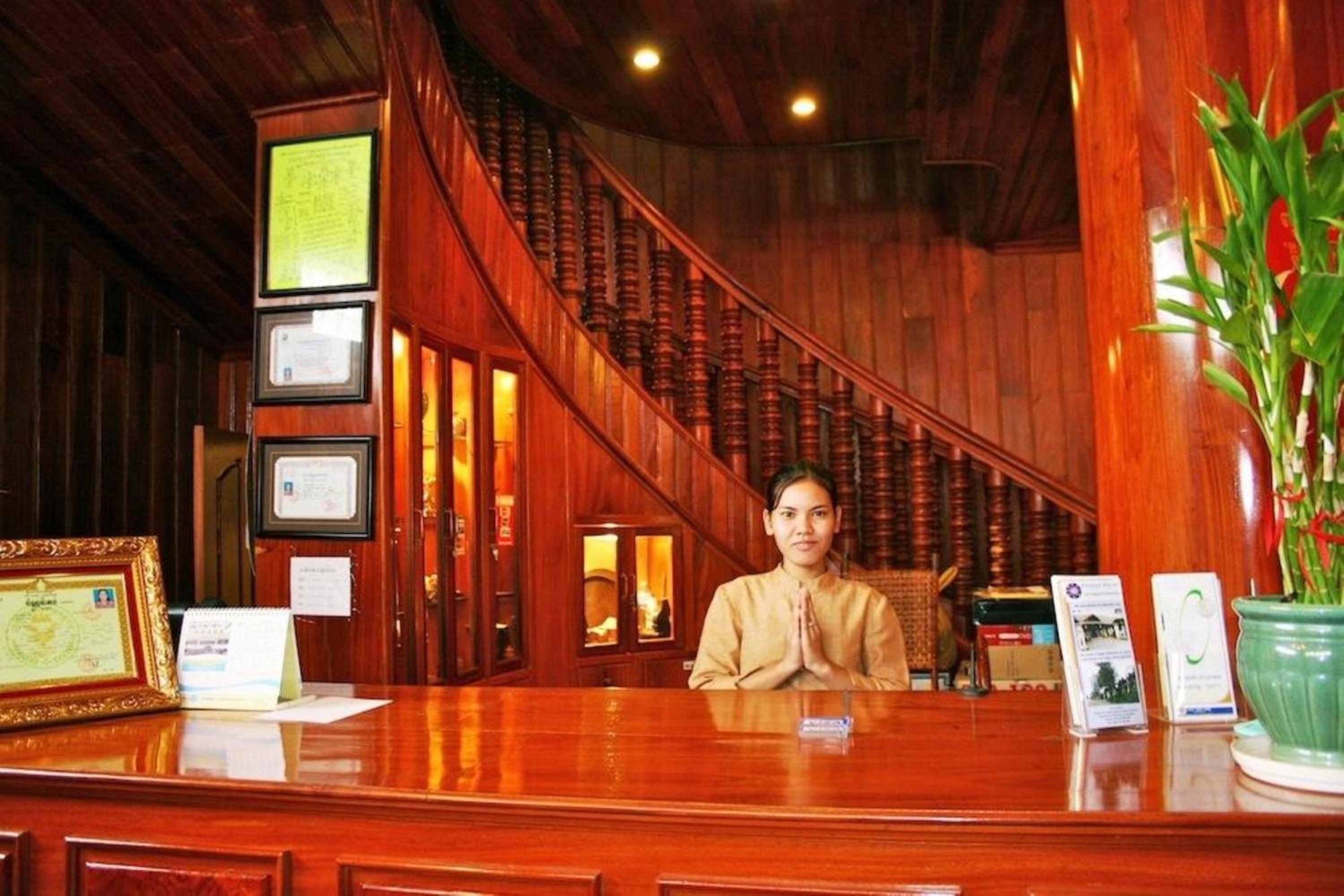 Shining Angkor Apartment Hotel