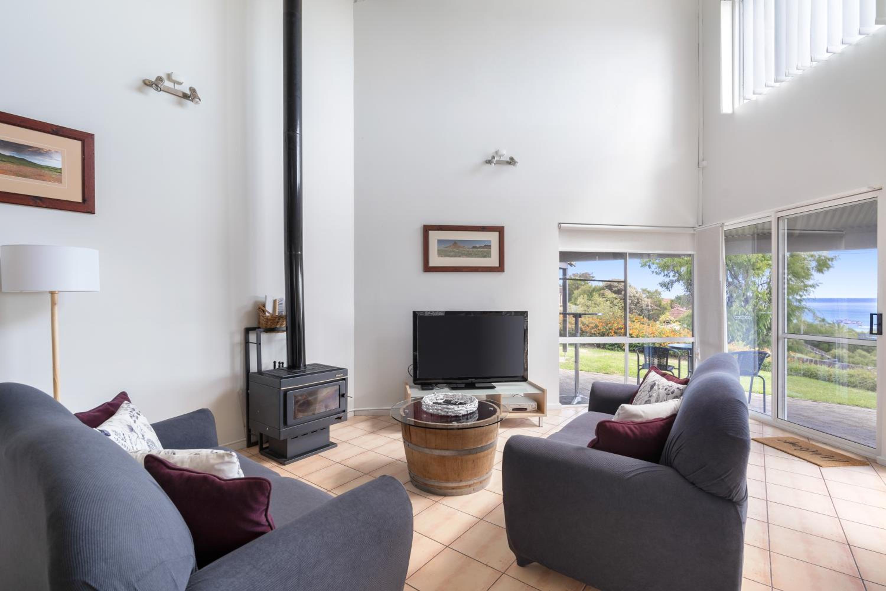 Seaview Residence by 